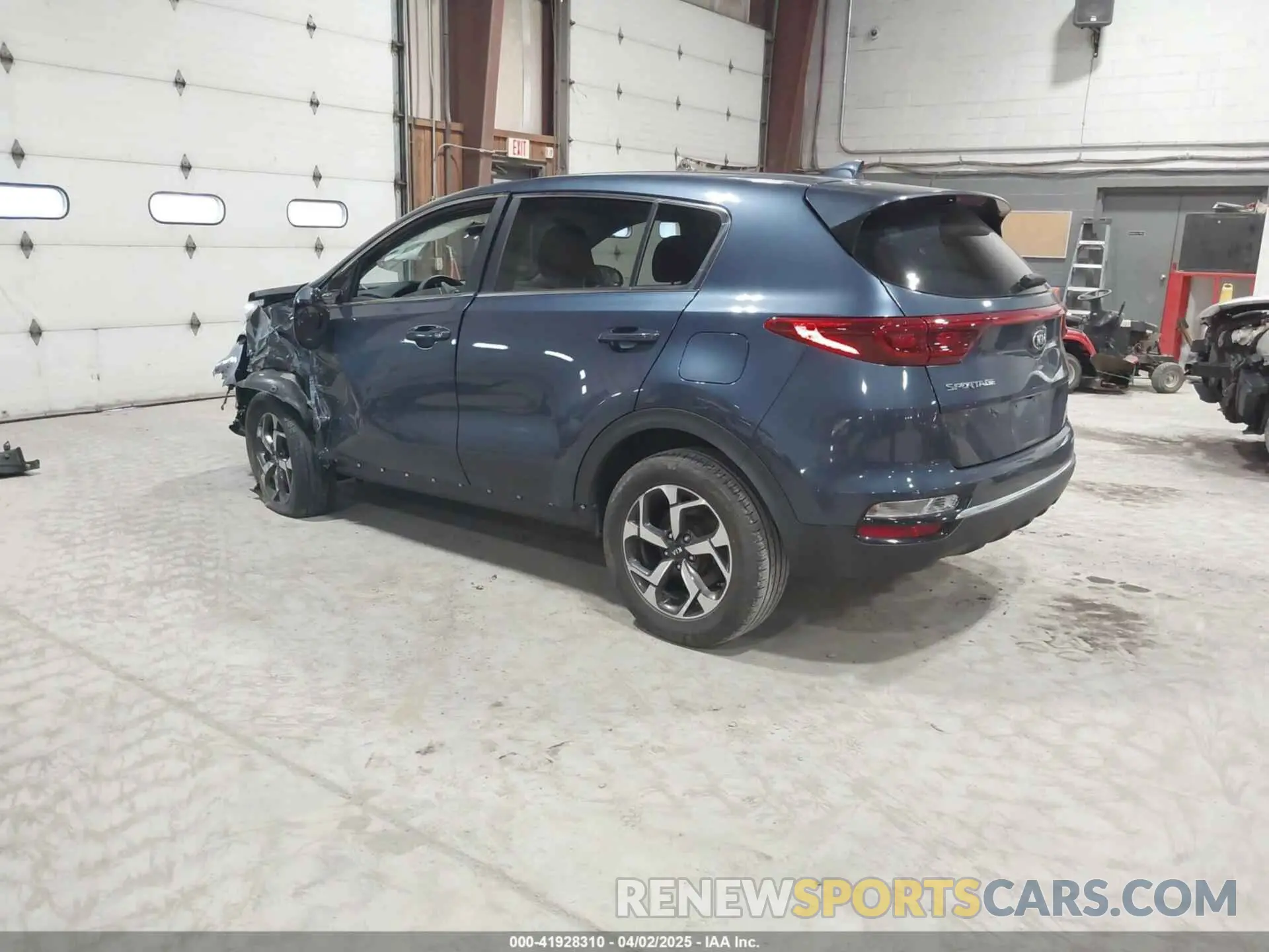3 Photograph of a damaged car KNDPMCAC9M7886927 KIA SPORTAGE 2021