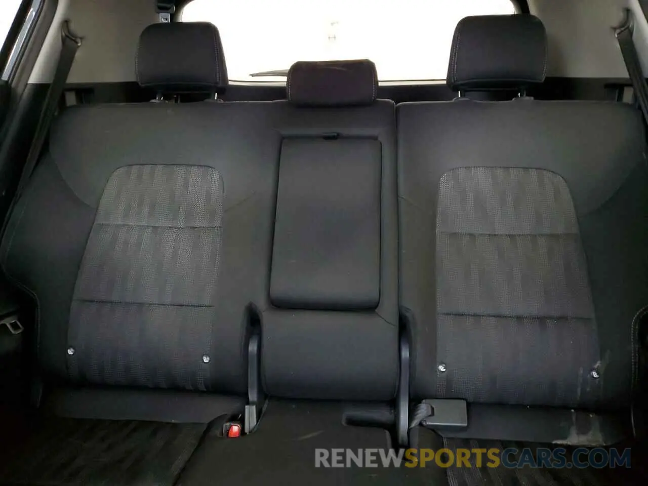 10 Photograph of a damaged car KNDPMCAC9M7901720 KIA SPORTAGE 2021