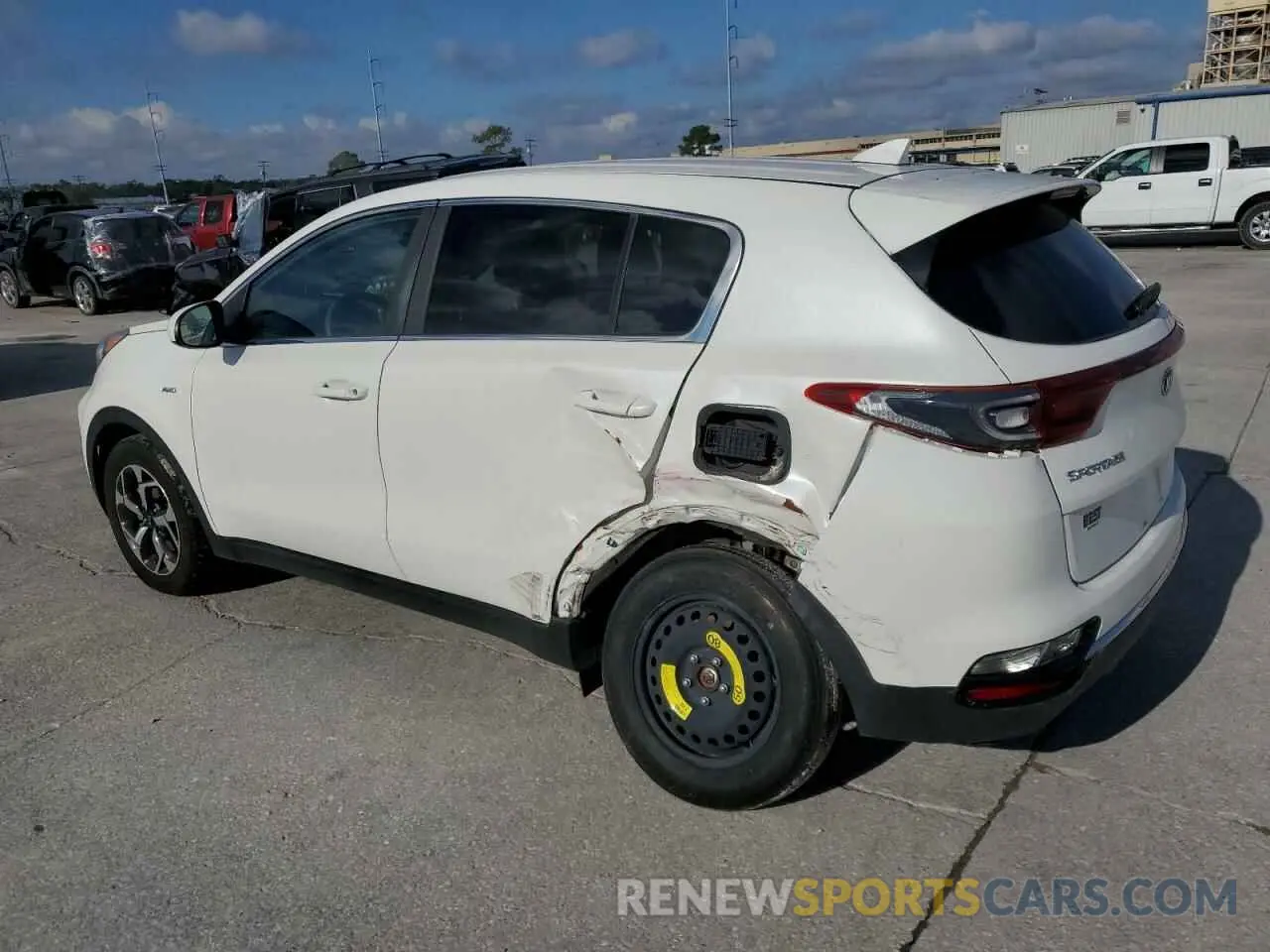 2 Photograph of a damaged car KNDPMCAC9M7929419 KIA SPORTAGE 2021