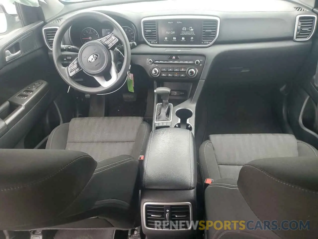 8 Photograph of a damaged car KNDPMCAC9M7941151 KIA SPORTAGE 2021