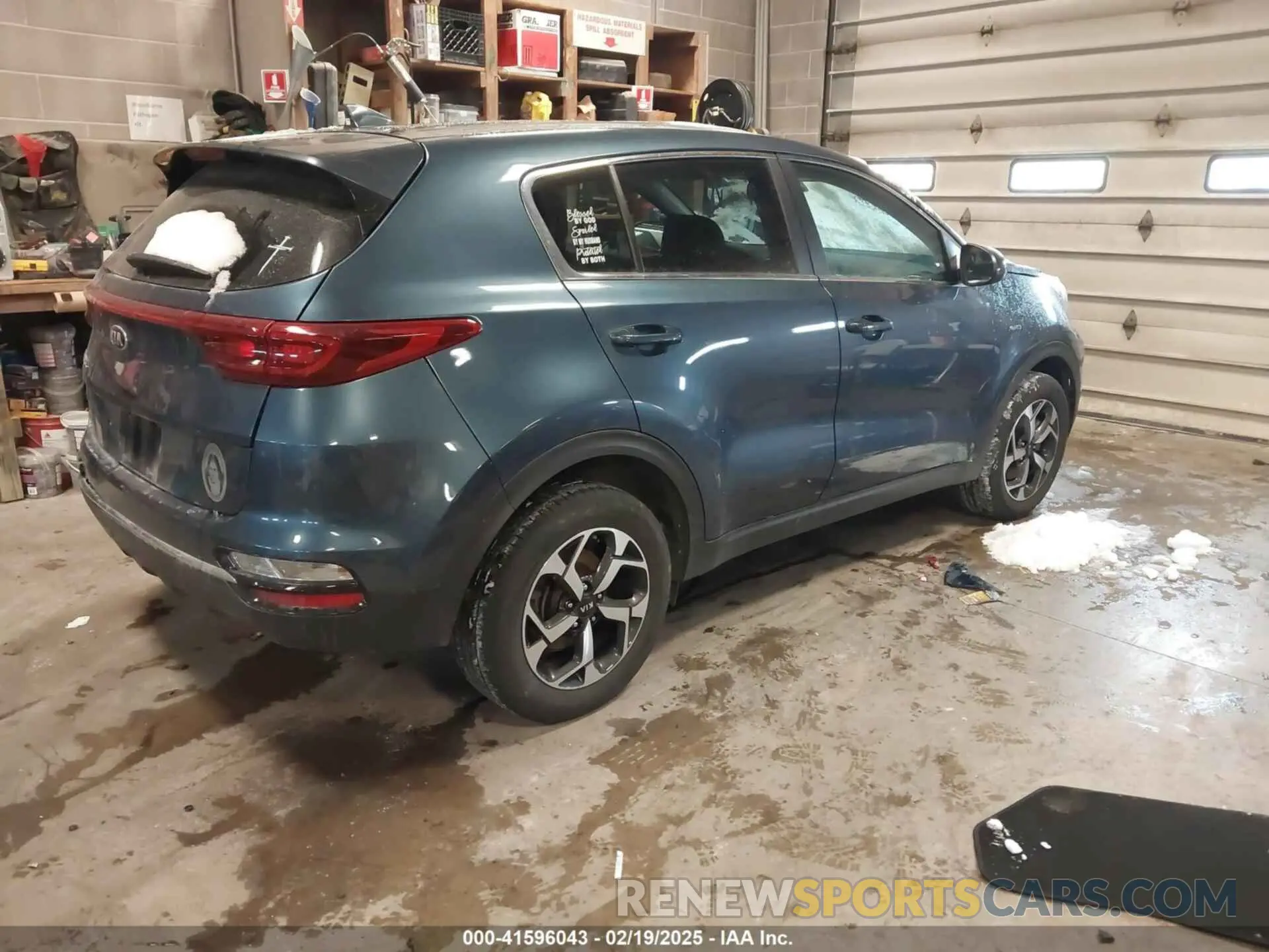 4 Photograph of a damaged car KNDPMCACXM7861454 KIA SPORTAGE 2021