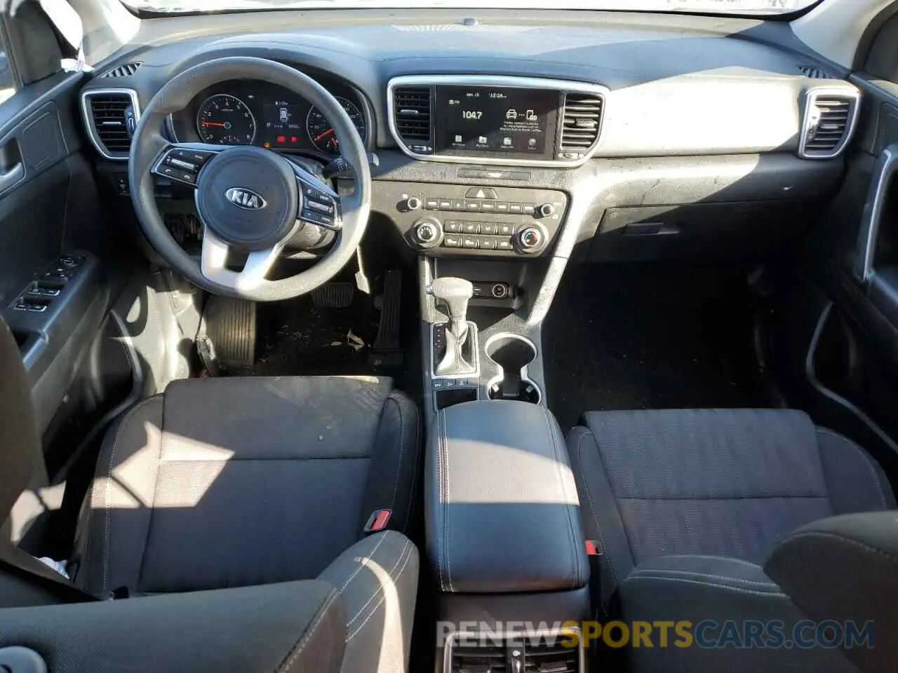 8 Photograph of a damaged car KNDPMCACXM7930921 KIA SPORTAGE 2021