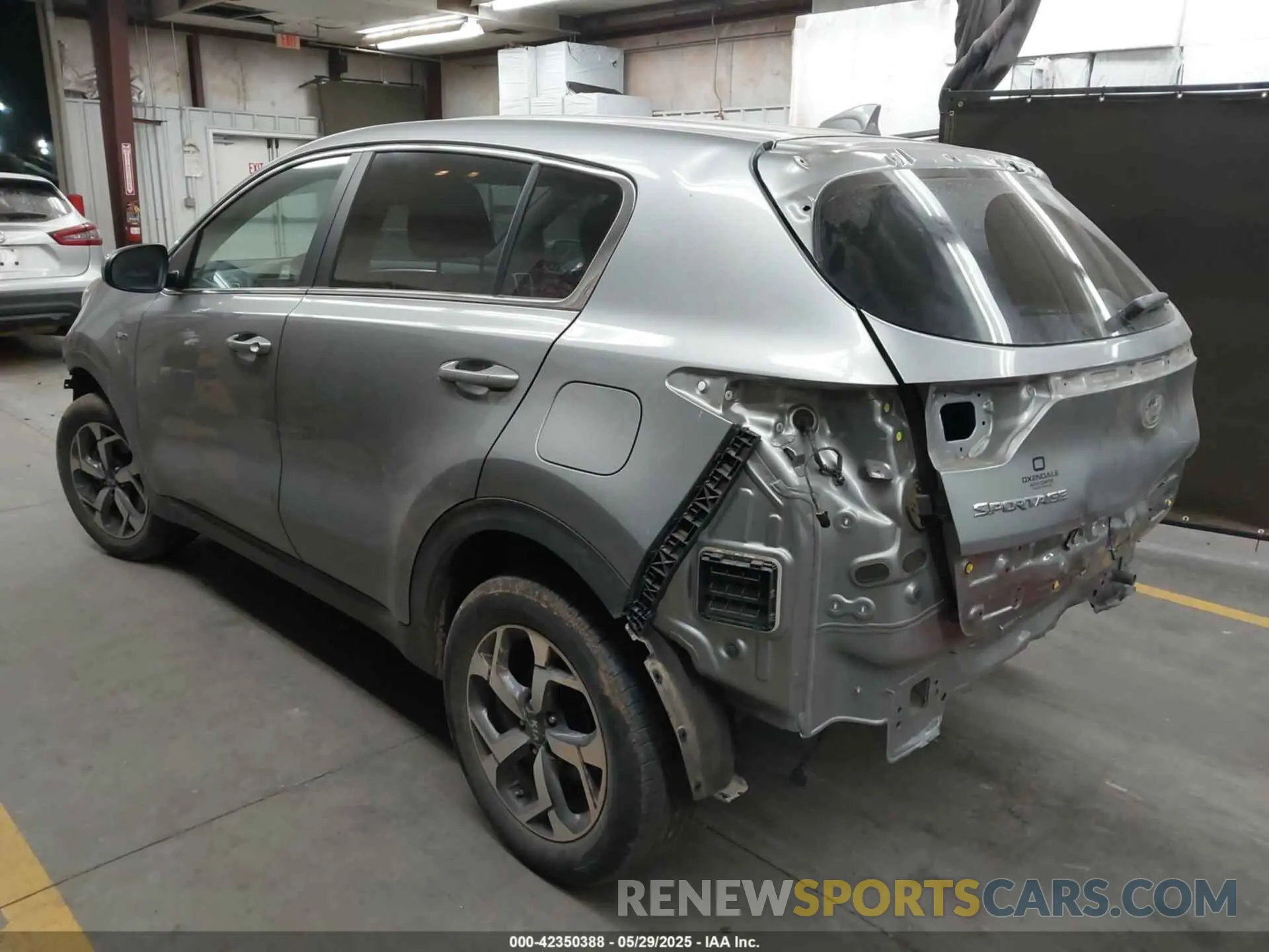 3 Photograph of a damaged car KNDPMCACXM7938632 KIA SPORTAGE 2021