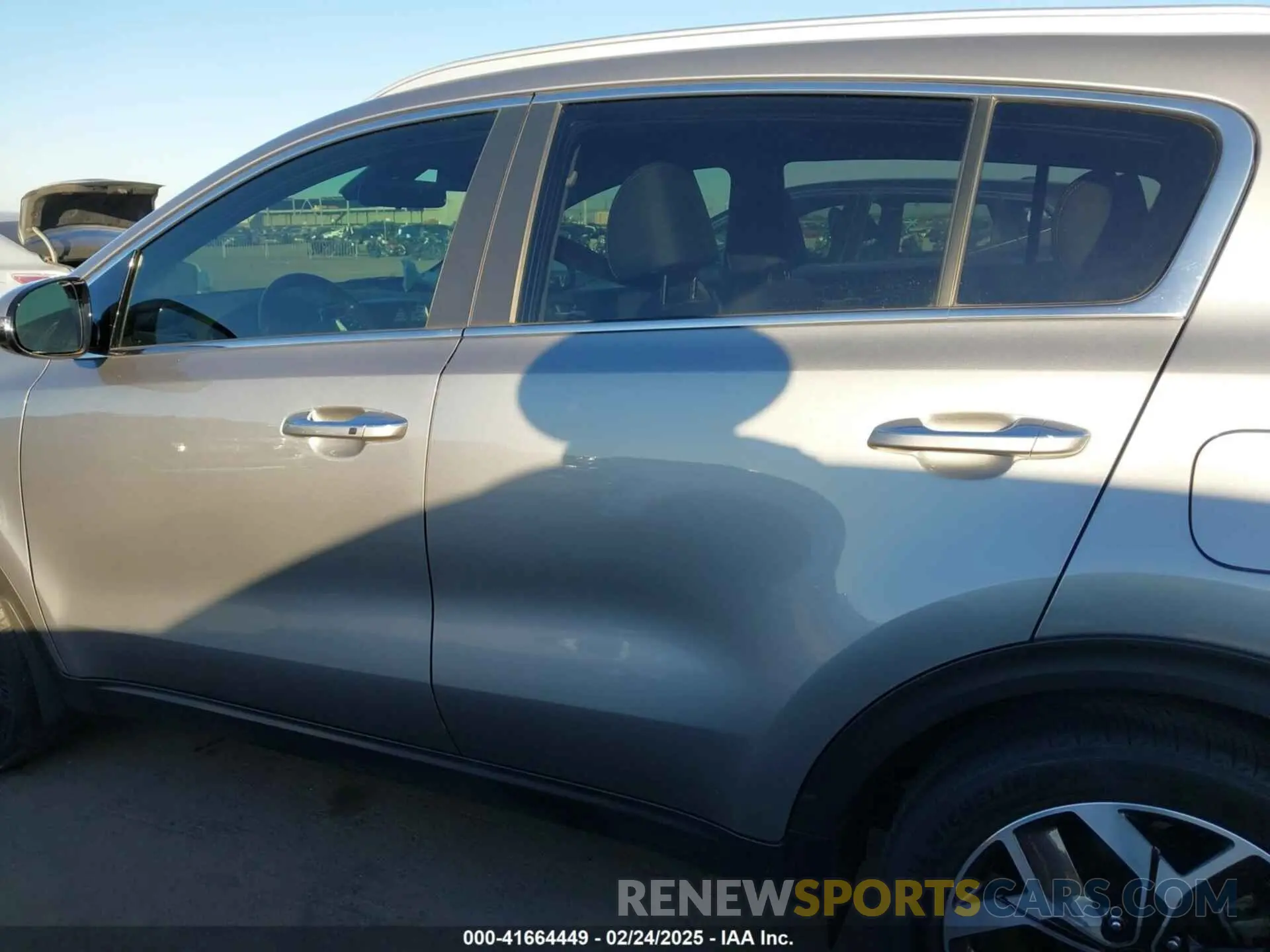 14 Photograph of a damaged car KNDPN3AC8M7887130 KIA SPORTAGE 2021