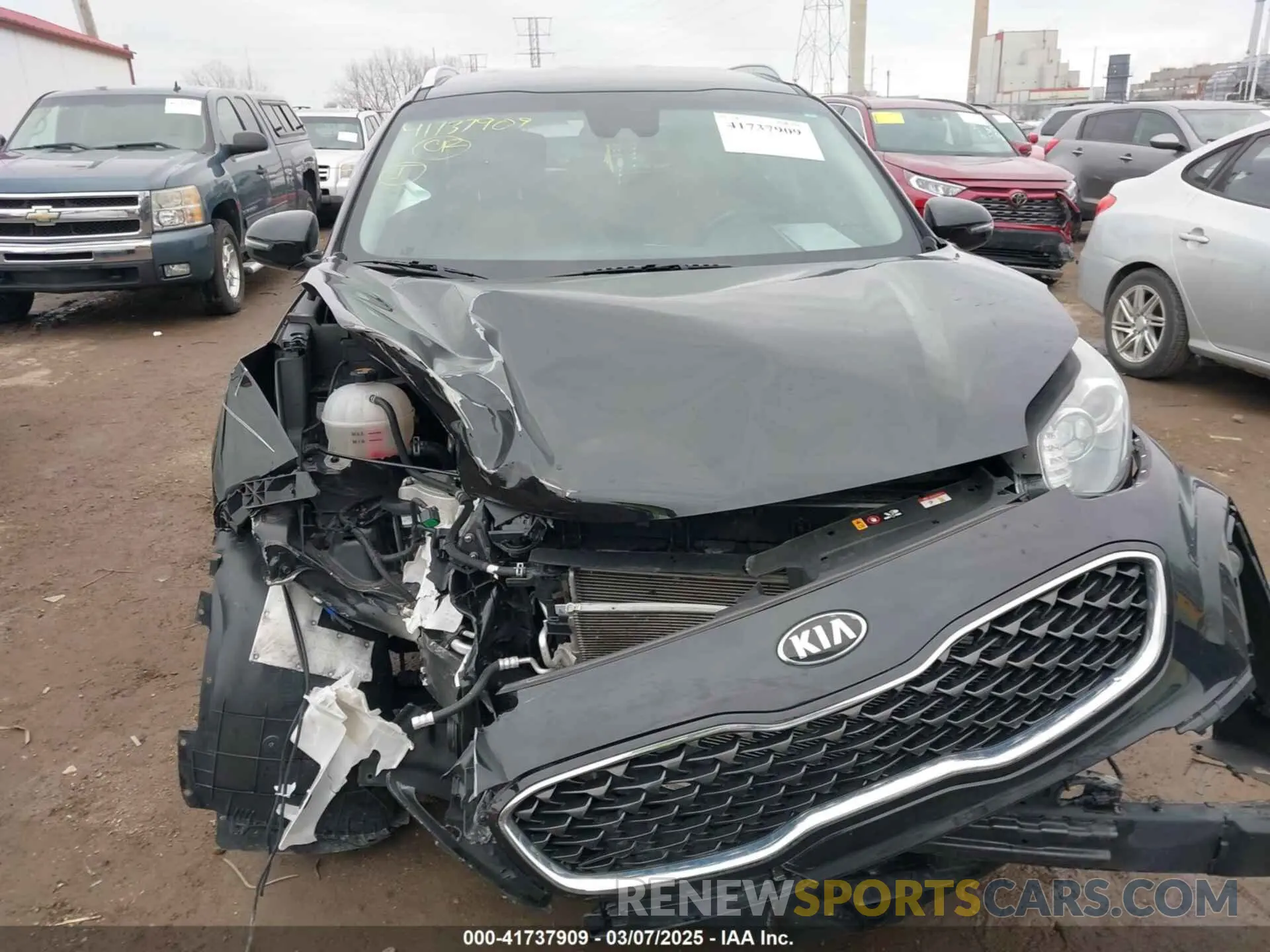 11 Photograph of a damaged car KNDPN3AC8M7912771 KIA SPORTAGE 2021