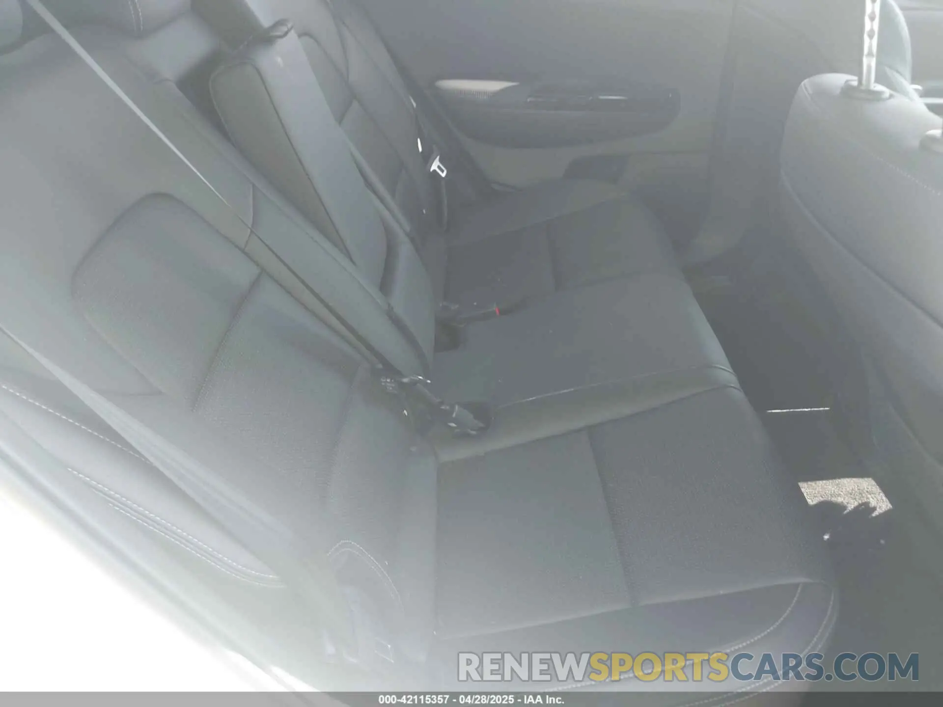 8 Photograph of a damaged car KNDPN3ACXM7936960 KIA SPORTAGE 2021