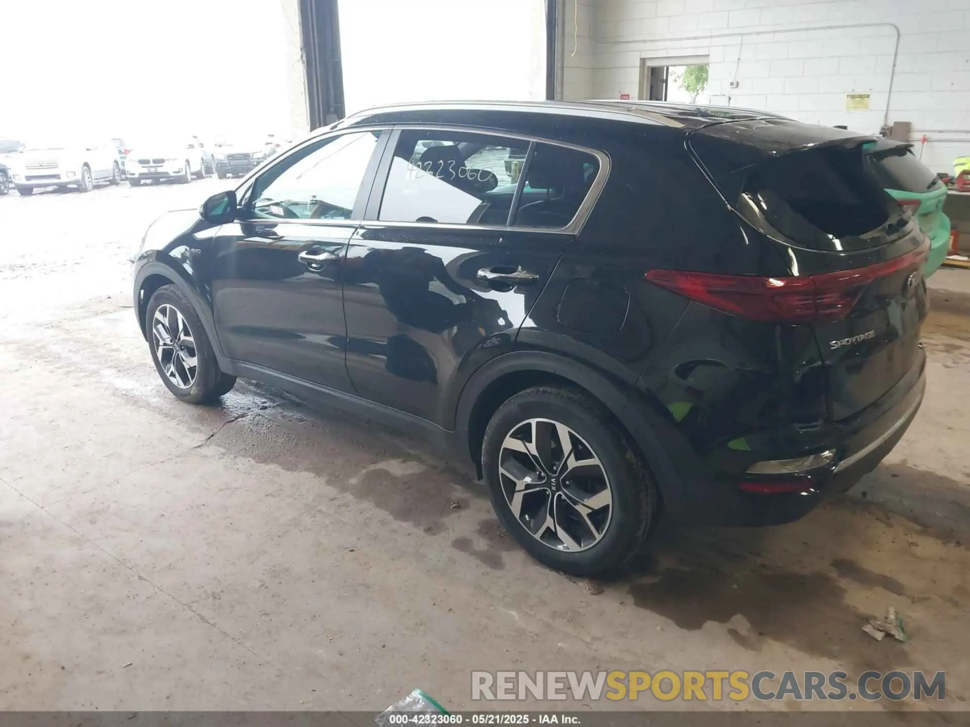 3 Photograph of a damaged car KNDPNCAC2M7905508 KIA SPORTAGE 2021
