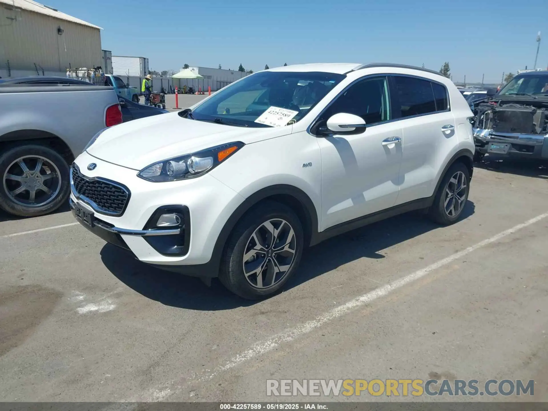 2 Photograph of a damaged car KNDPNCAC3M7886337 KIA SPORTAGE 2021