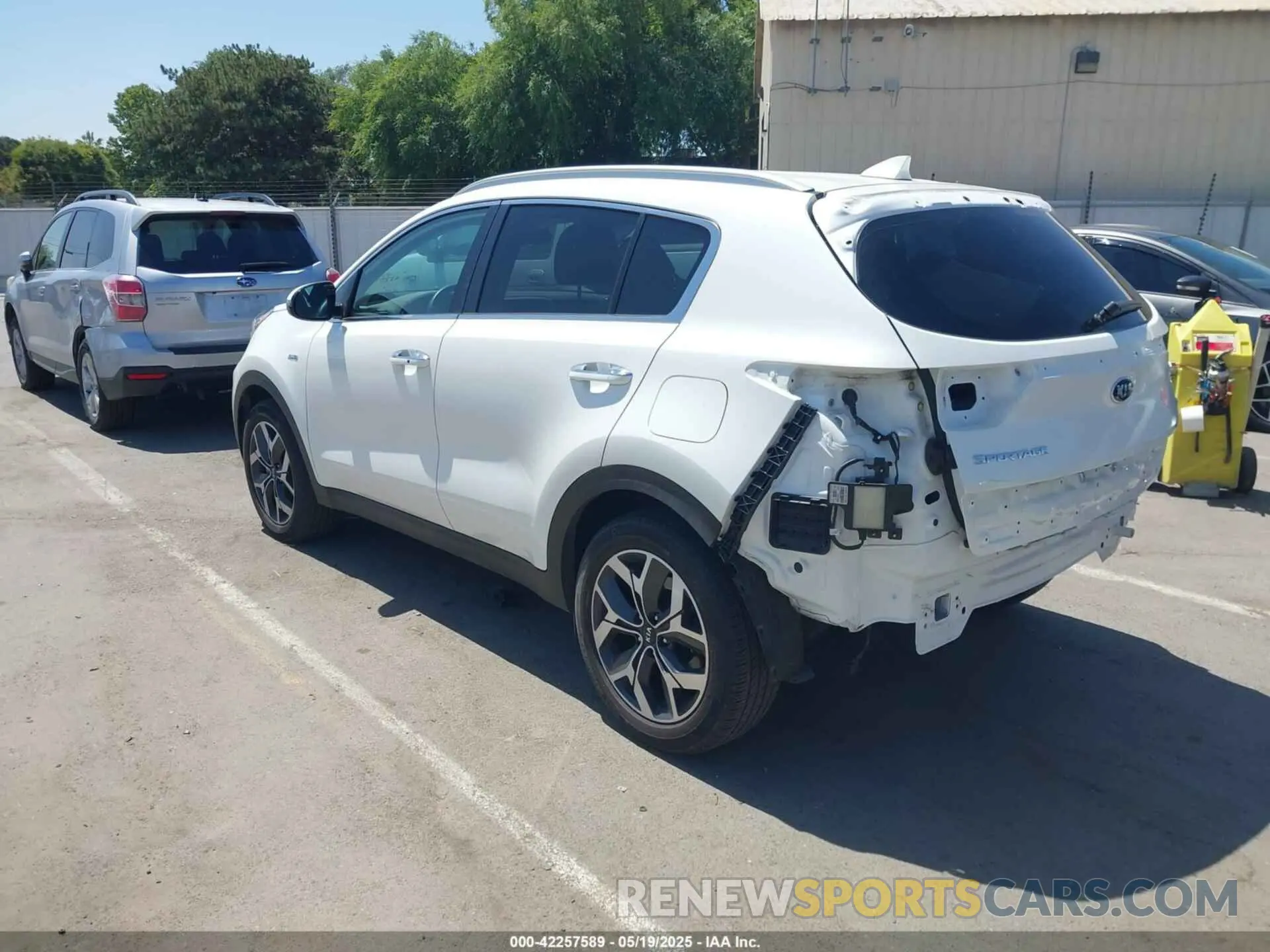 3 Photograph of a damaged car KNDPNCAC3M7886337 KIA SPORTAGE 2021