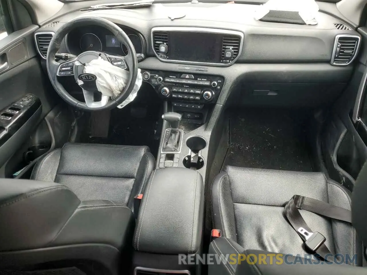 8 Photograph of a damaged car KNDPNCAC4M7918356 KIA SPORTAGE 2021