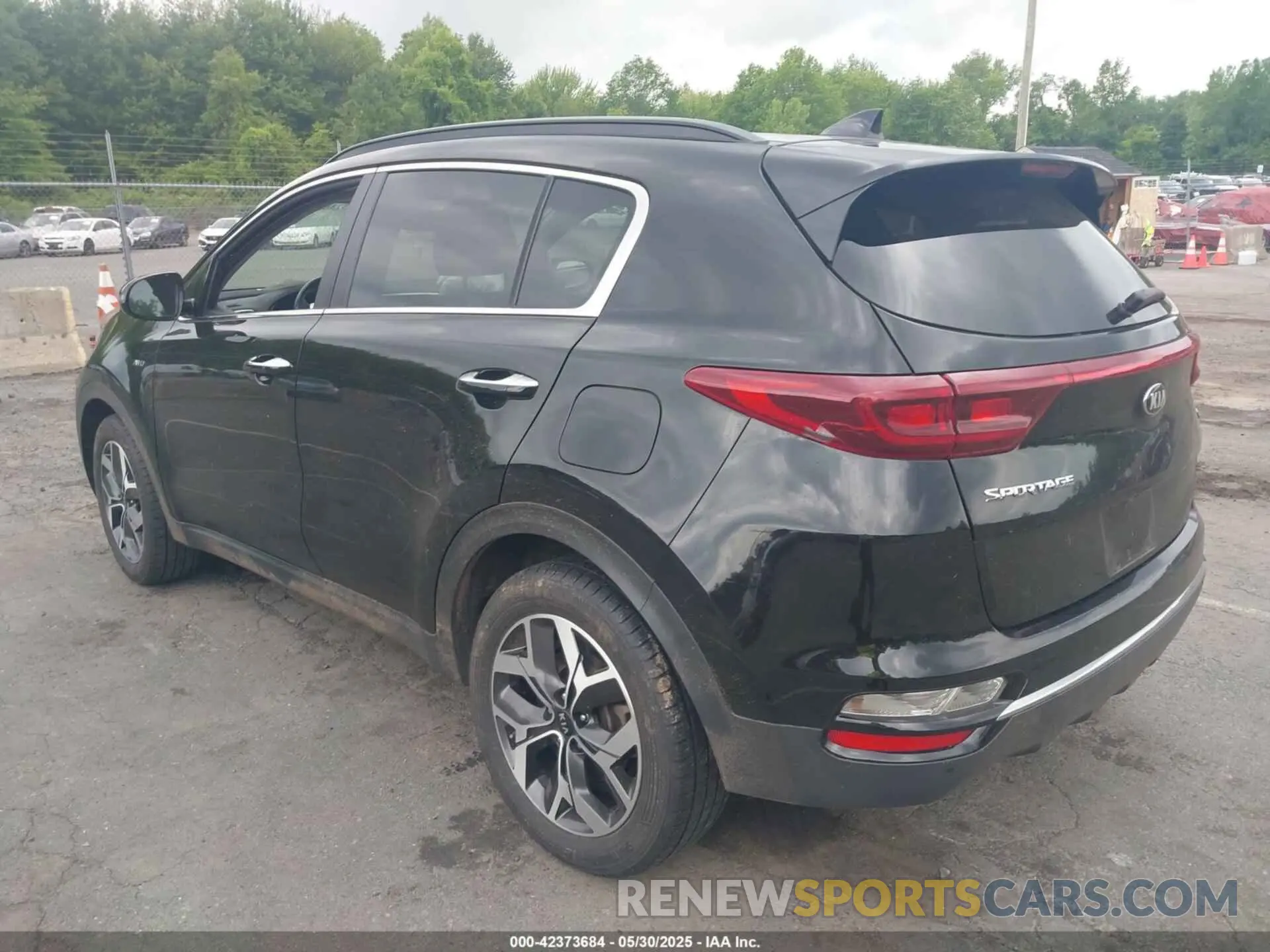3 Photograph of a damaged car KNDPNCAC5M7848673 KIA SPORTAGE 2021