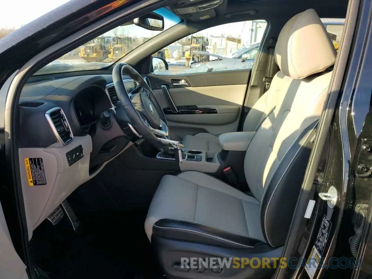 7 Photograph of a damaged car KNDPRCA61M7885220 KIA SPORTAGE 2021