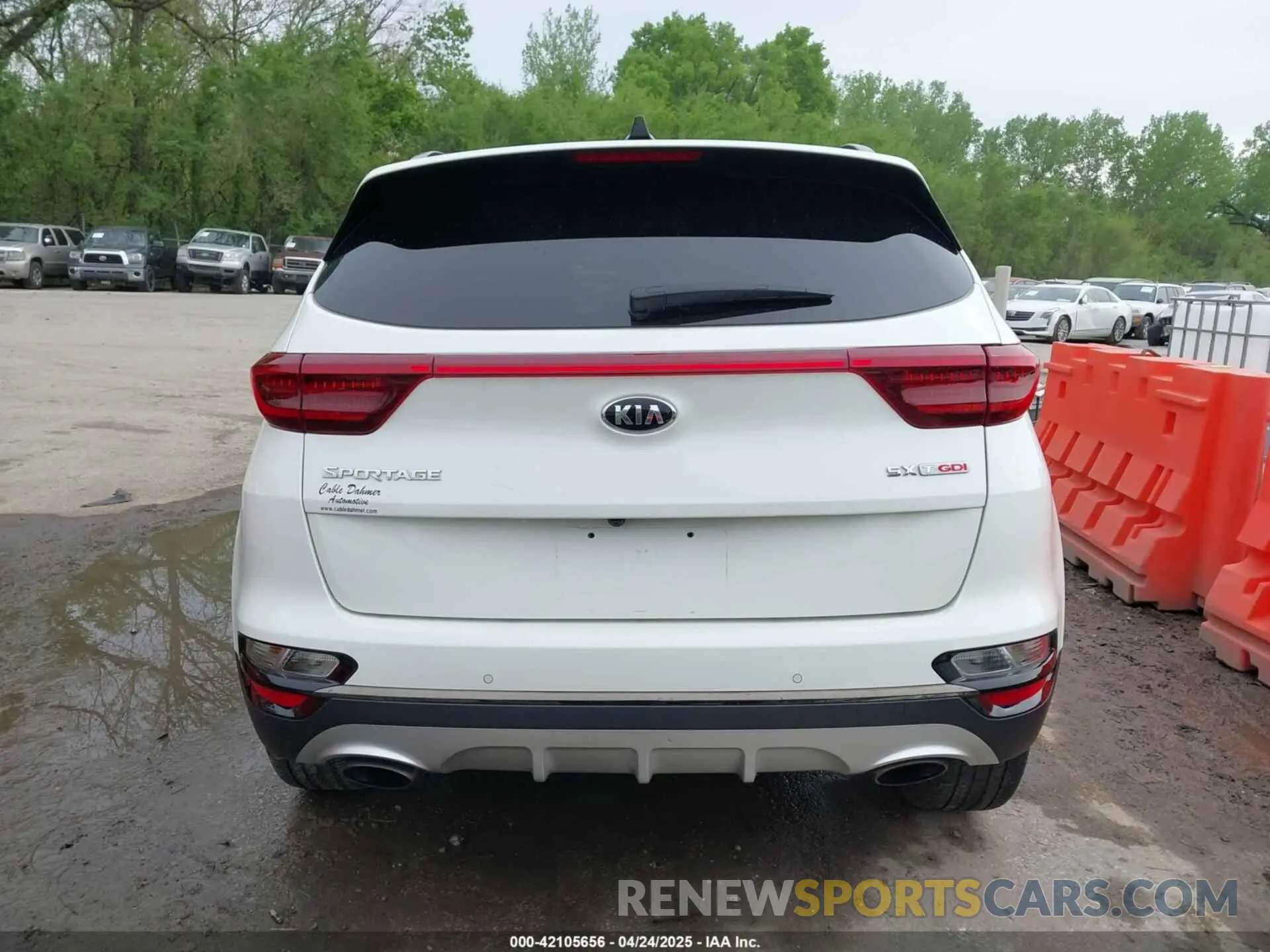 16 Photograph of a damaged car KNDPRCA63M7878009 KIA SPORTAGE 2021