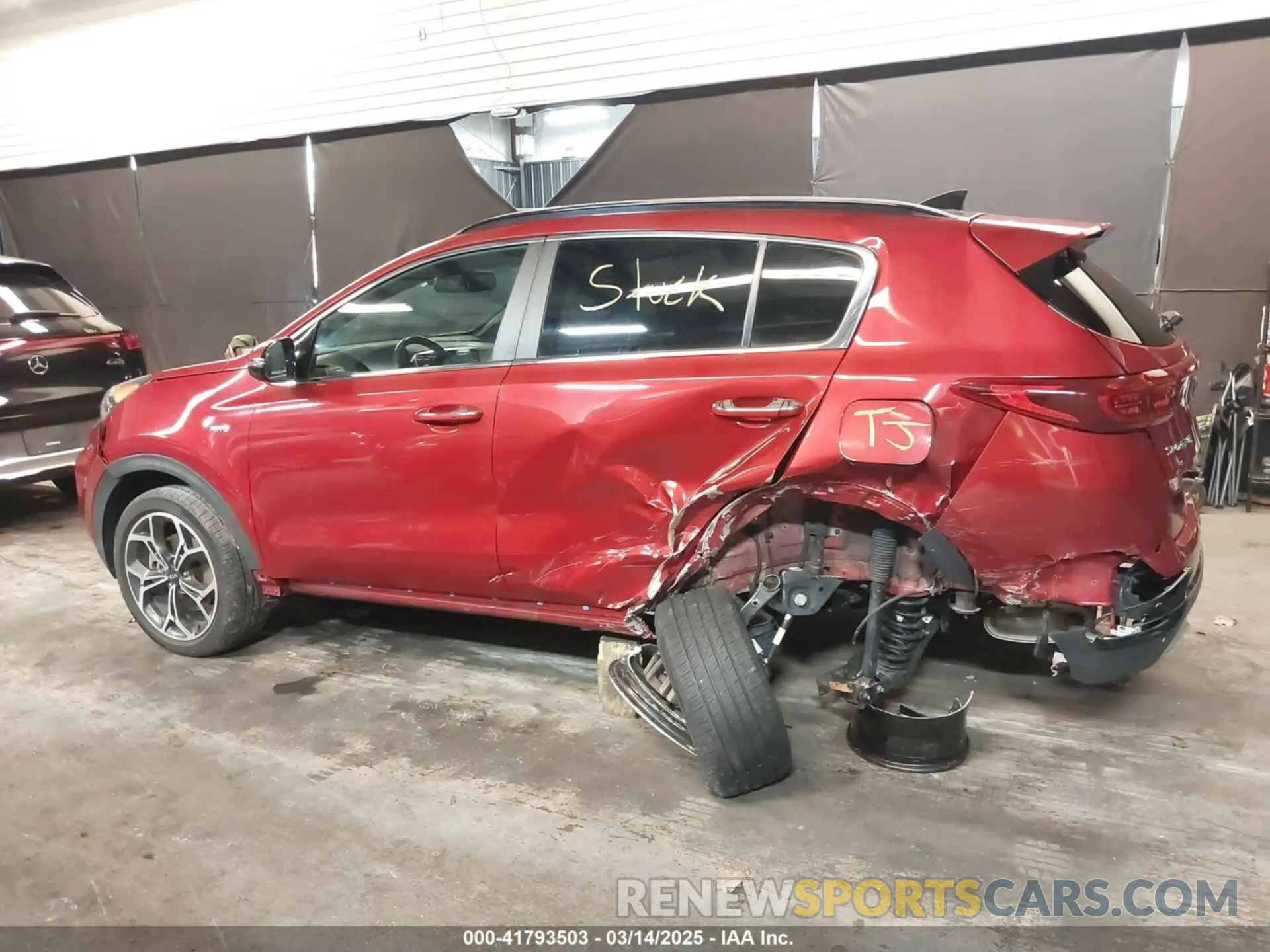 6 Photograph of a damaged car KNDPRCA68M7849184 KIA SPORTAGE 2021