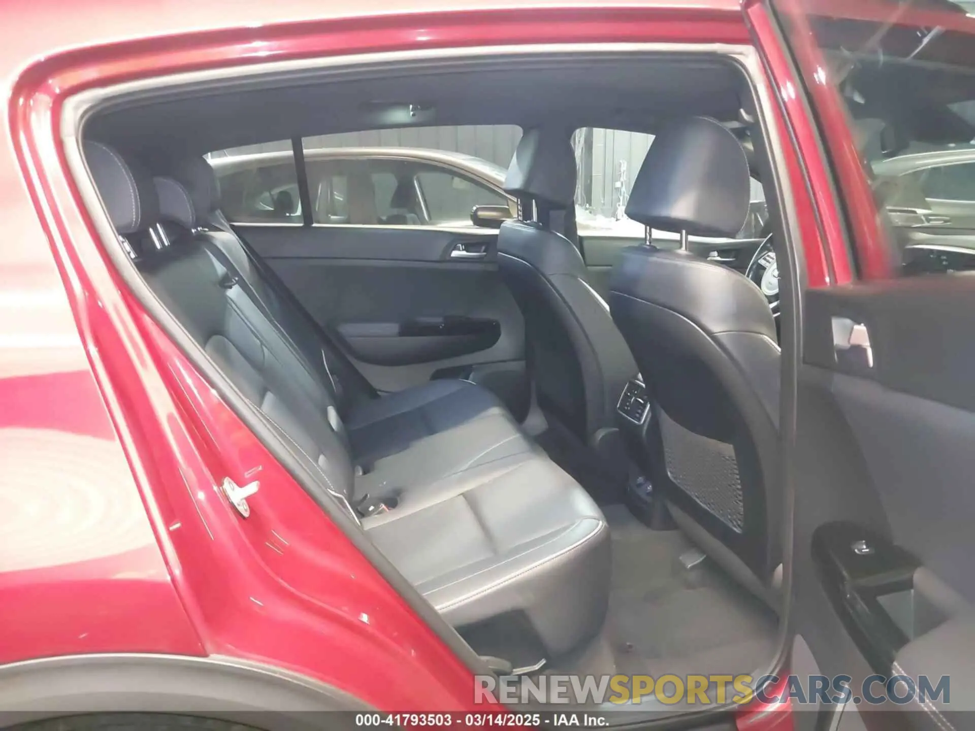 8 Photograph of a damaged car KNDPRCA68M7849184 KIA SPORTAGE 2021