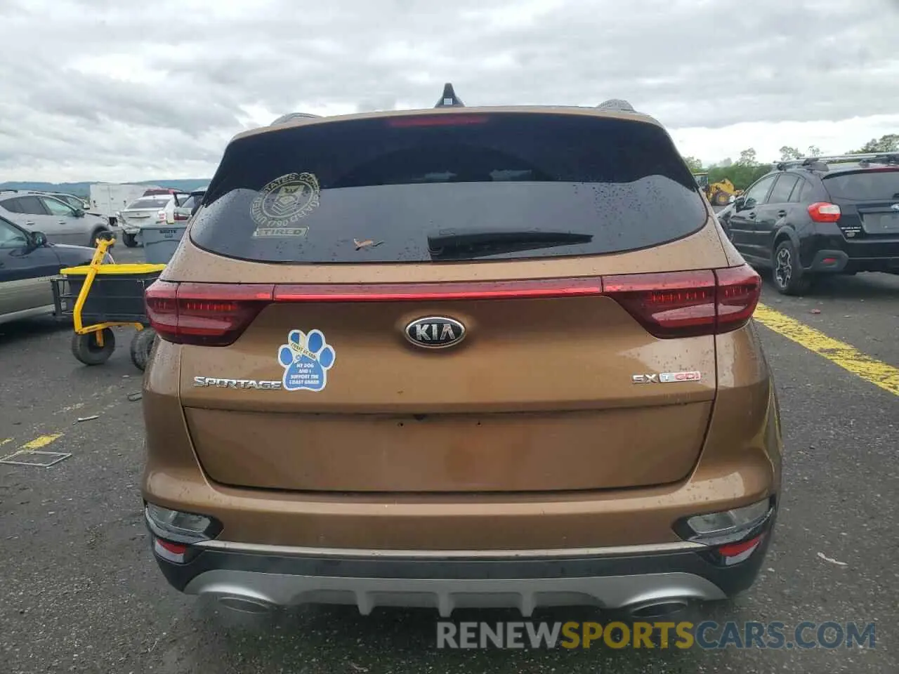 6 Photograph of a damaged car KNDPRCA69M7853633 KIA SPORTAGE 2021