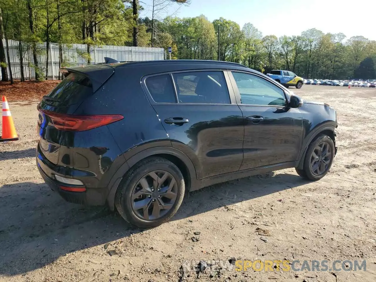 3 Photograph of a damaged car KNDP63AC1N7987438 KIA SPORTAGE 2022