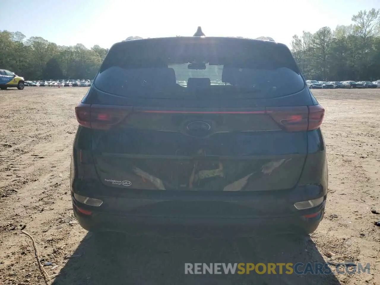 6 Photograph of a damaged car KNDP63AC1N7987438 KIA SPORTAGE 2022