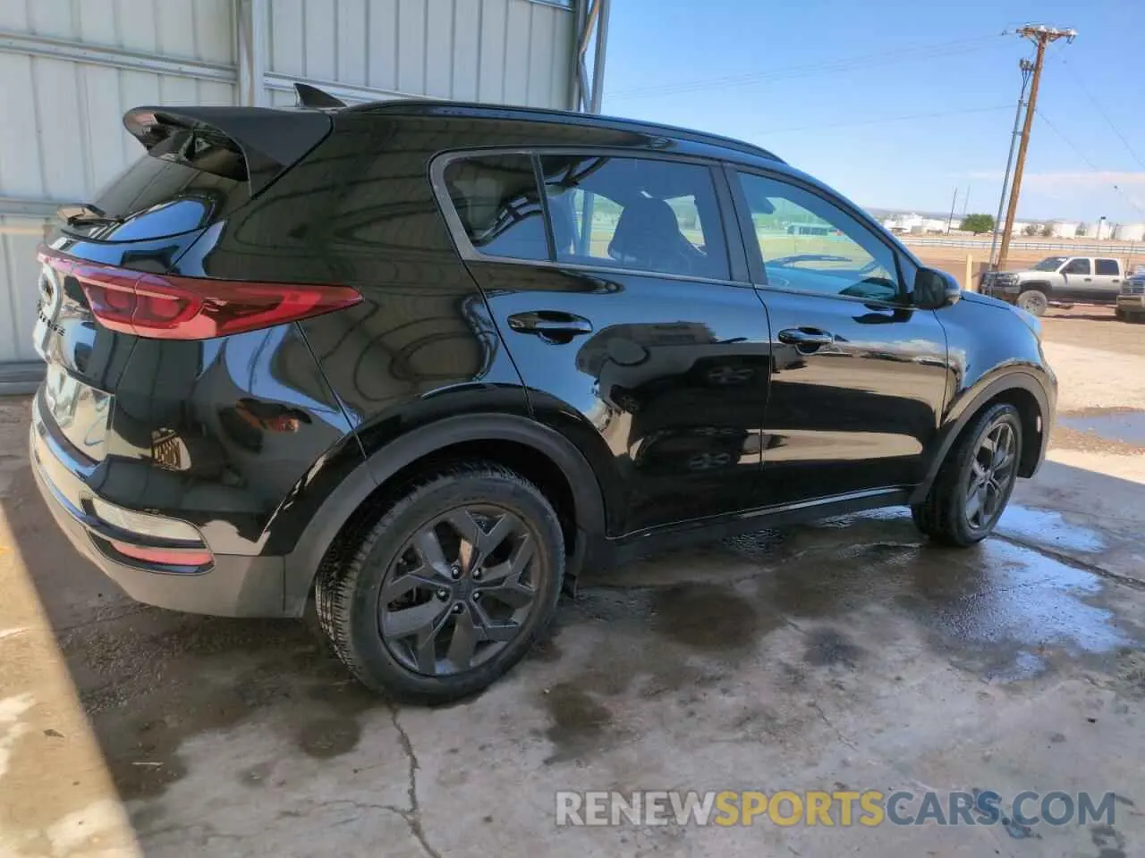 3 Photograph of a damaged car KNDP63AC2N7959552 KIA SPORTAGE 2022