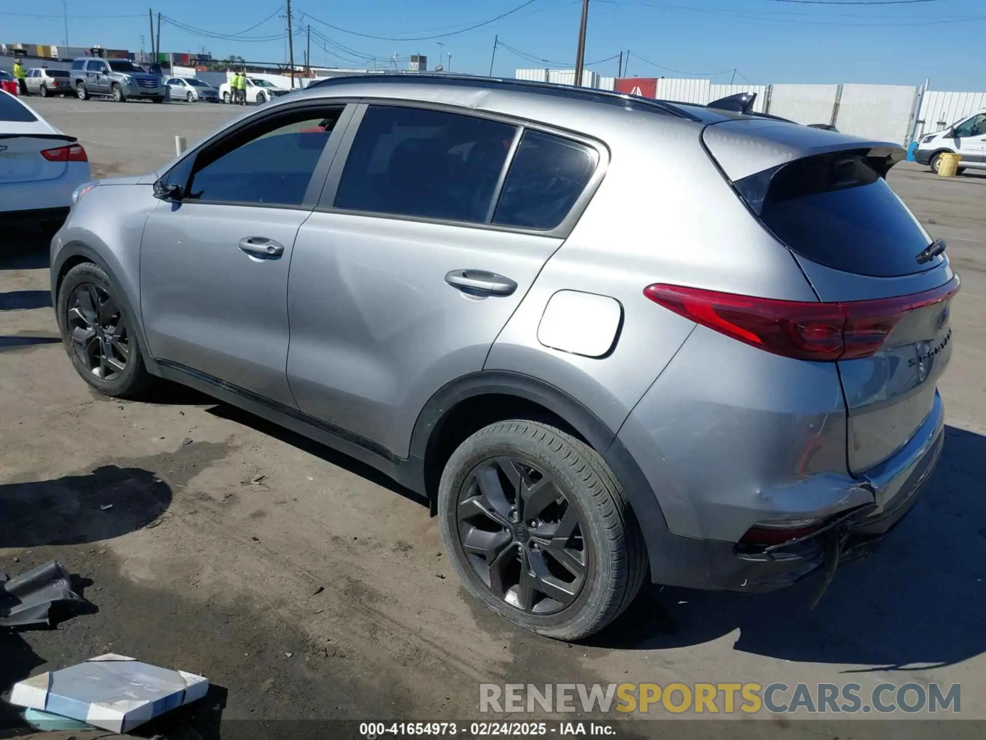 3 Photograph of a damaged car KNDP63AC4N7997333 KIA SPORTAGE 2022