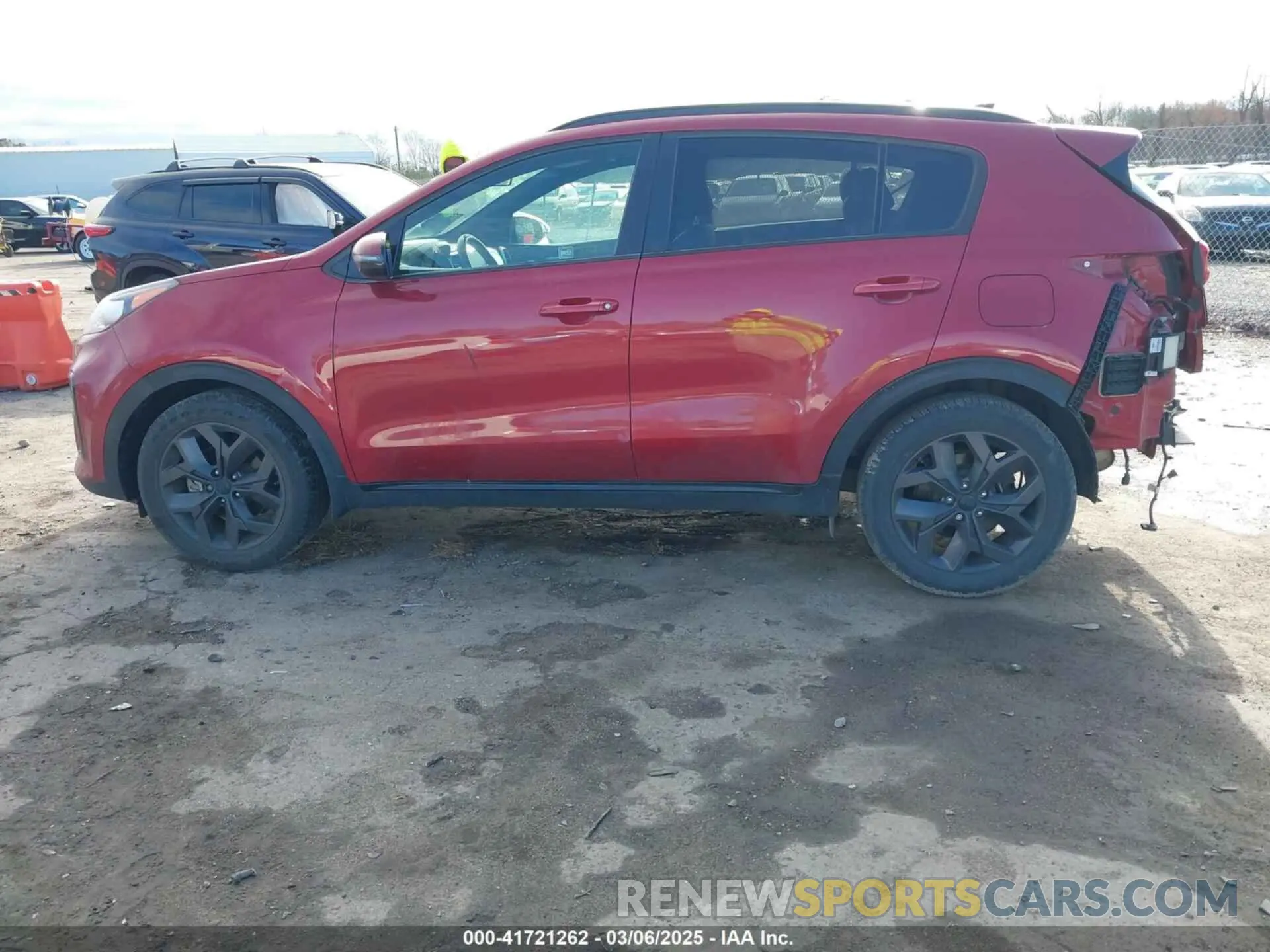 14 Photograph of a damaged car KNDP63AC5N7998359 KIA SPORTAGE 2022