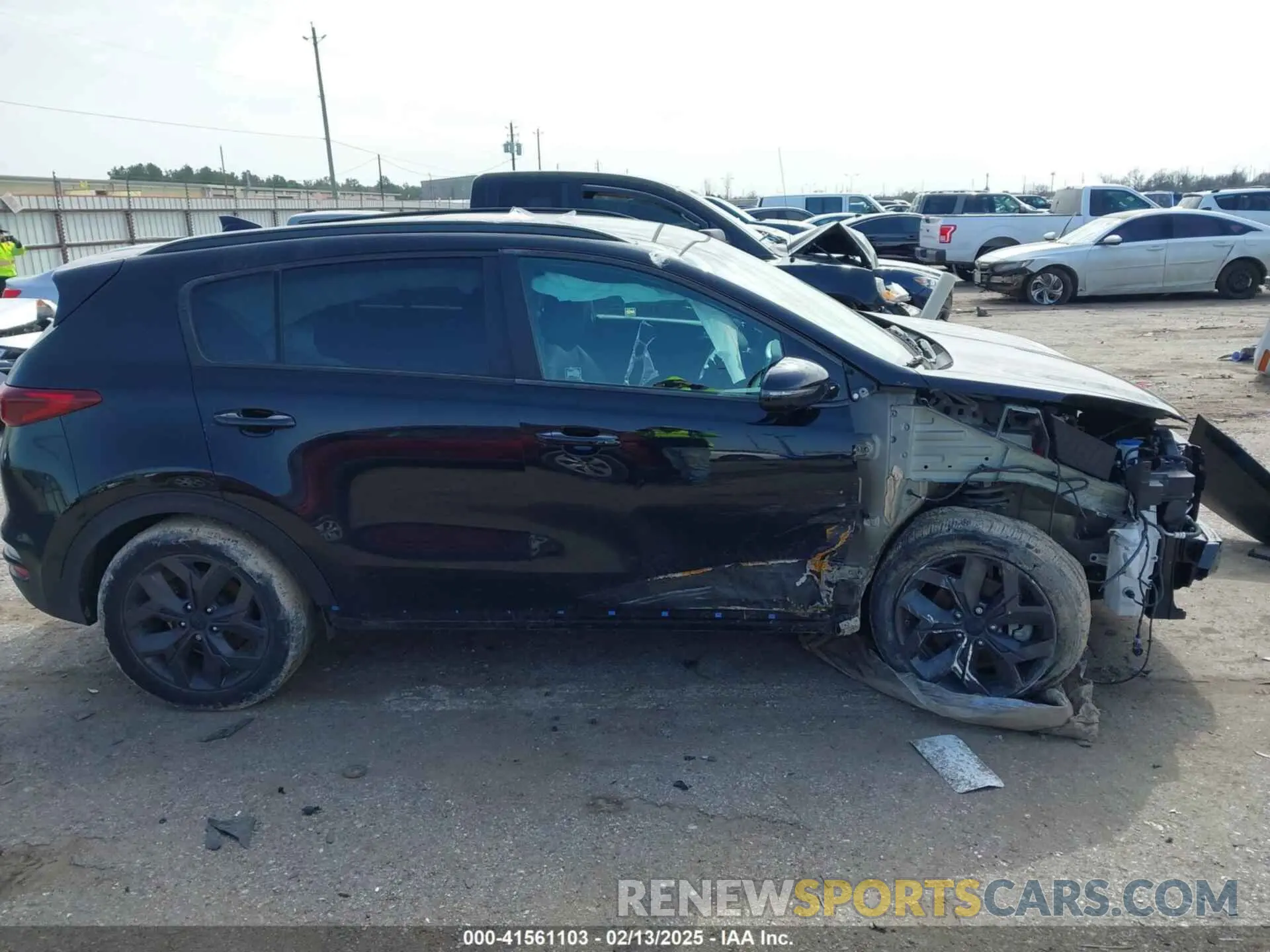 14 Photograph of a damaged car KNDP63AC6N7016547 KIA SPORTAGE 2022