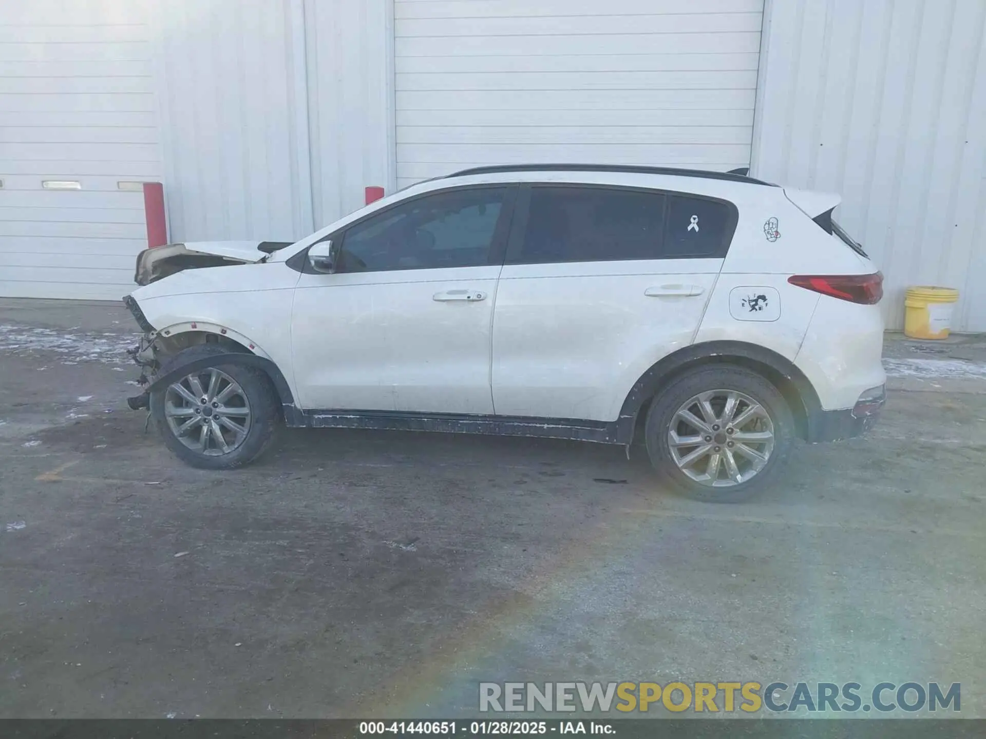 13 Photograph of a damaged car KNDP63AC7N7015648 KIA SPORTAGE 2022
