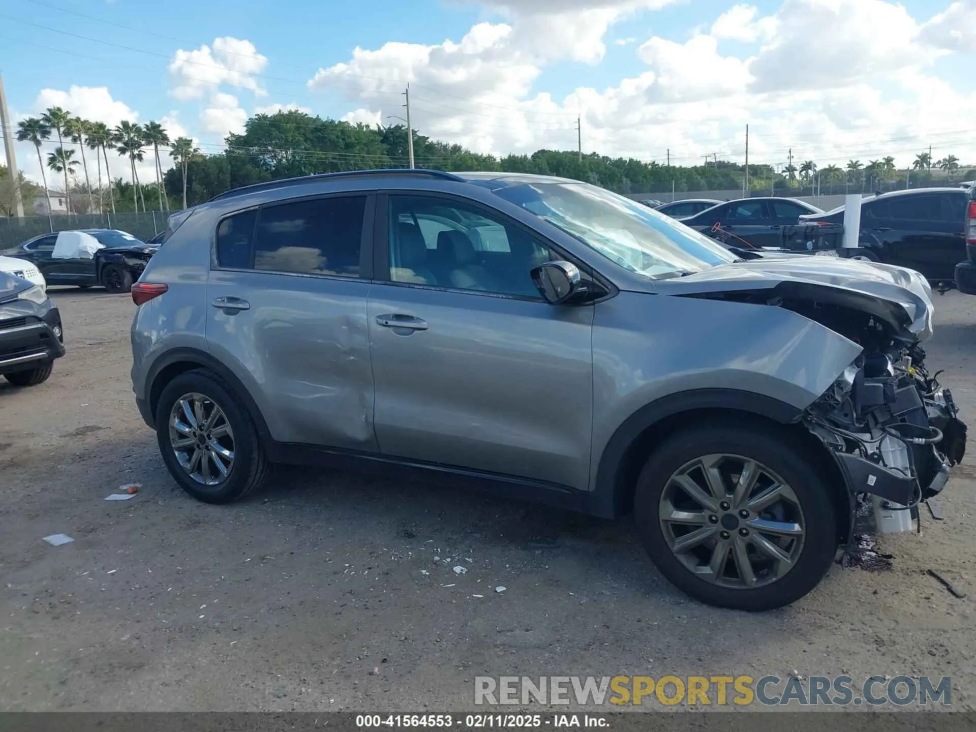 14 Photograph of a damaged car KNDP63AC7N7984723 KIA SPORTAGE 2022