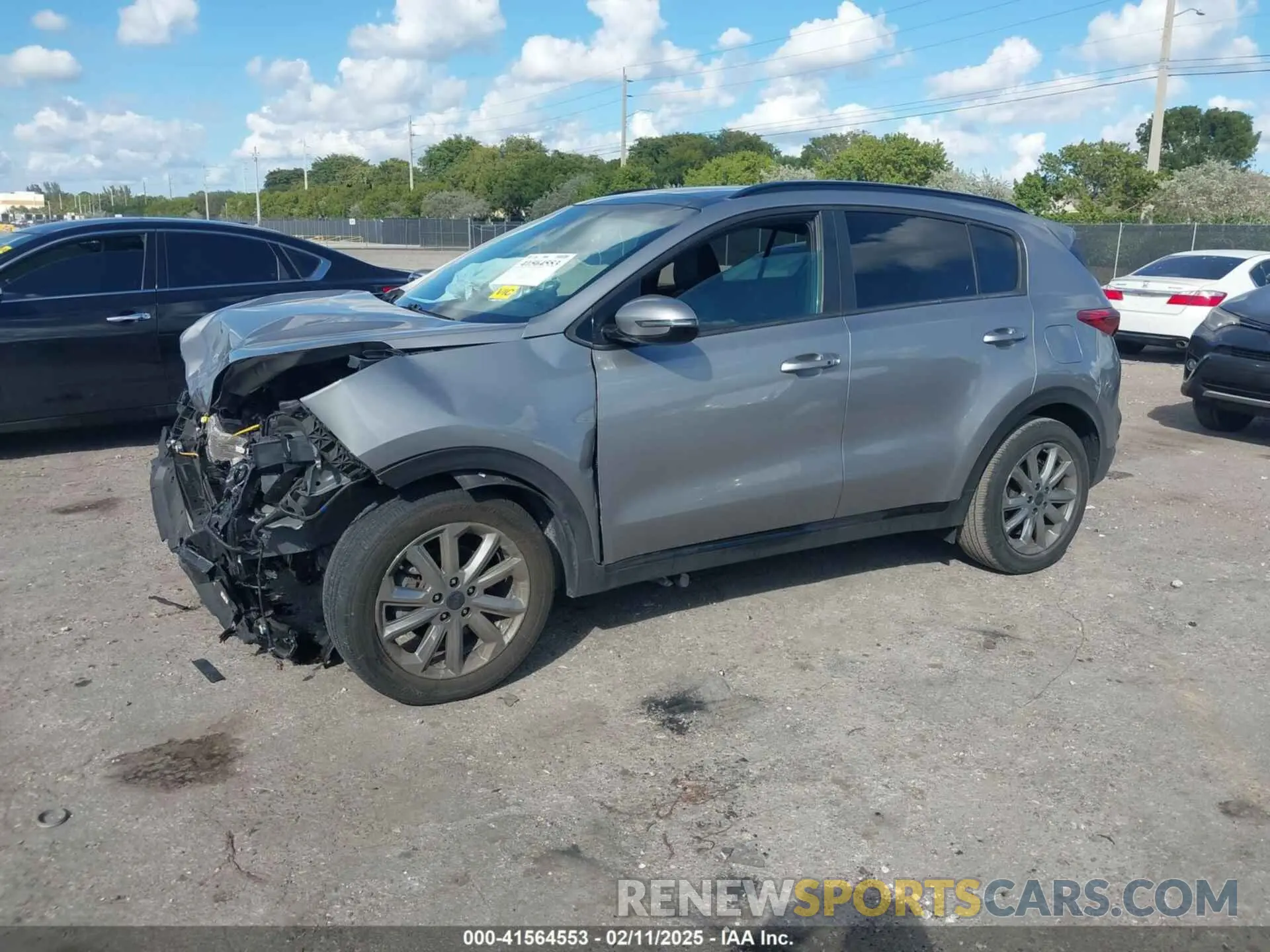 2 Photograph of a damaged car KNDP63AC7N7984723 KIA SPORTAGE 2022