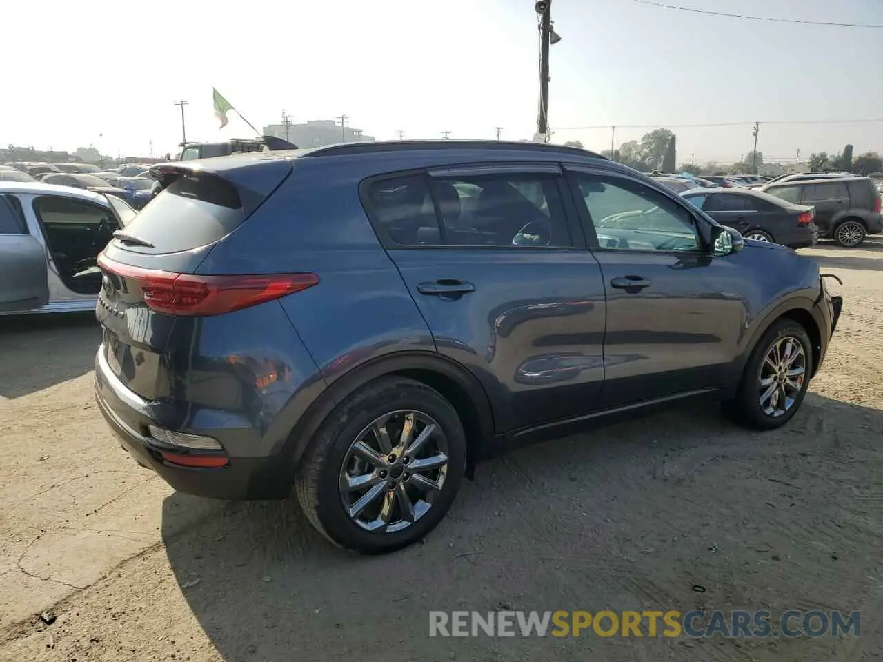 3 Photograph of a damaged car KNDP63AC8N7028151 KIA SPORTAGE 2022