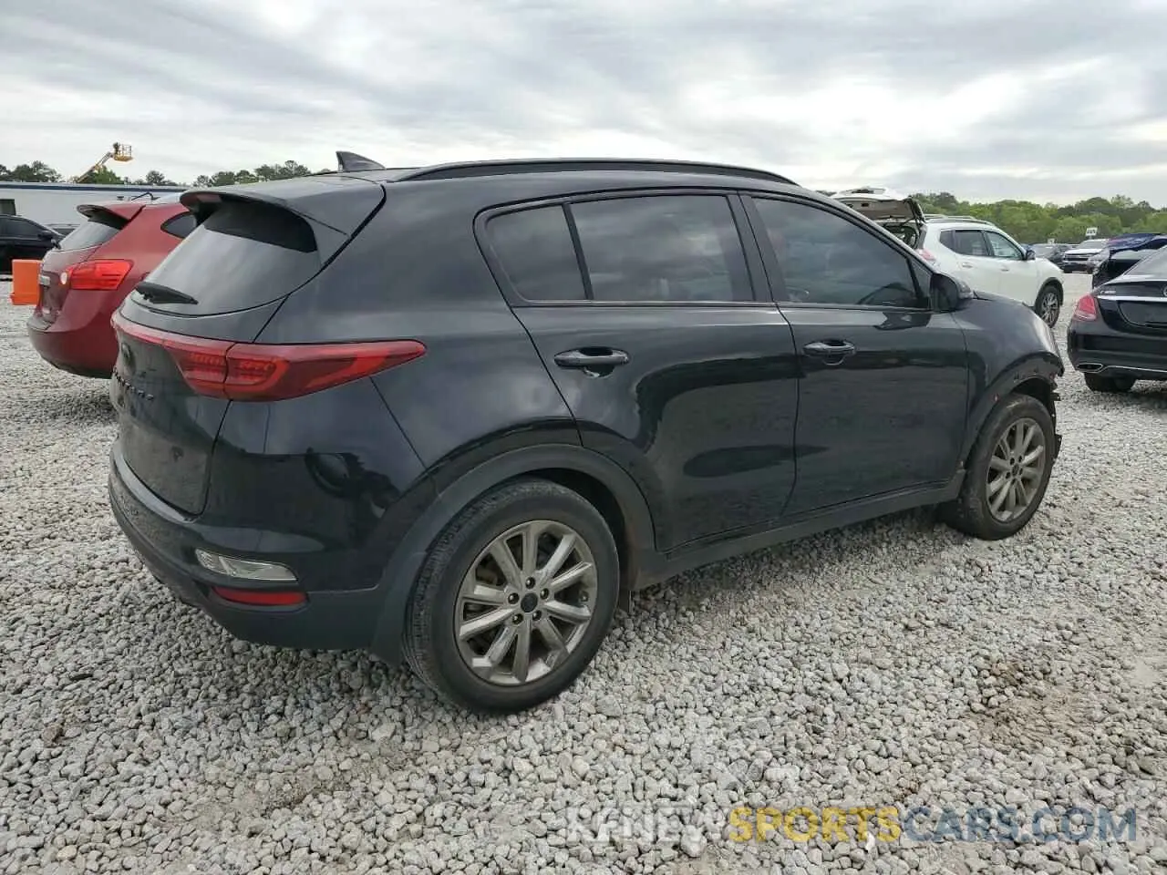 3 Photograph of a damaged car KNDP63ACXN7008466 KIA SPORTAGE 2022