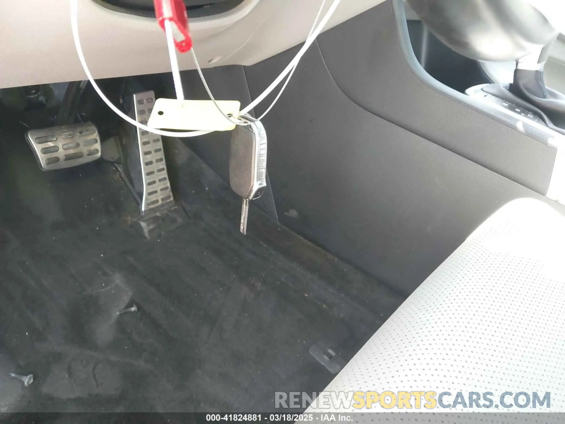 11 Photograph of a damaged car KNDP63ACXN7960139 KIA SPORTAGE 2022