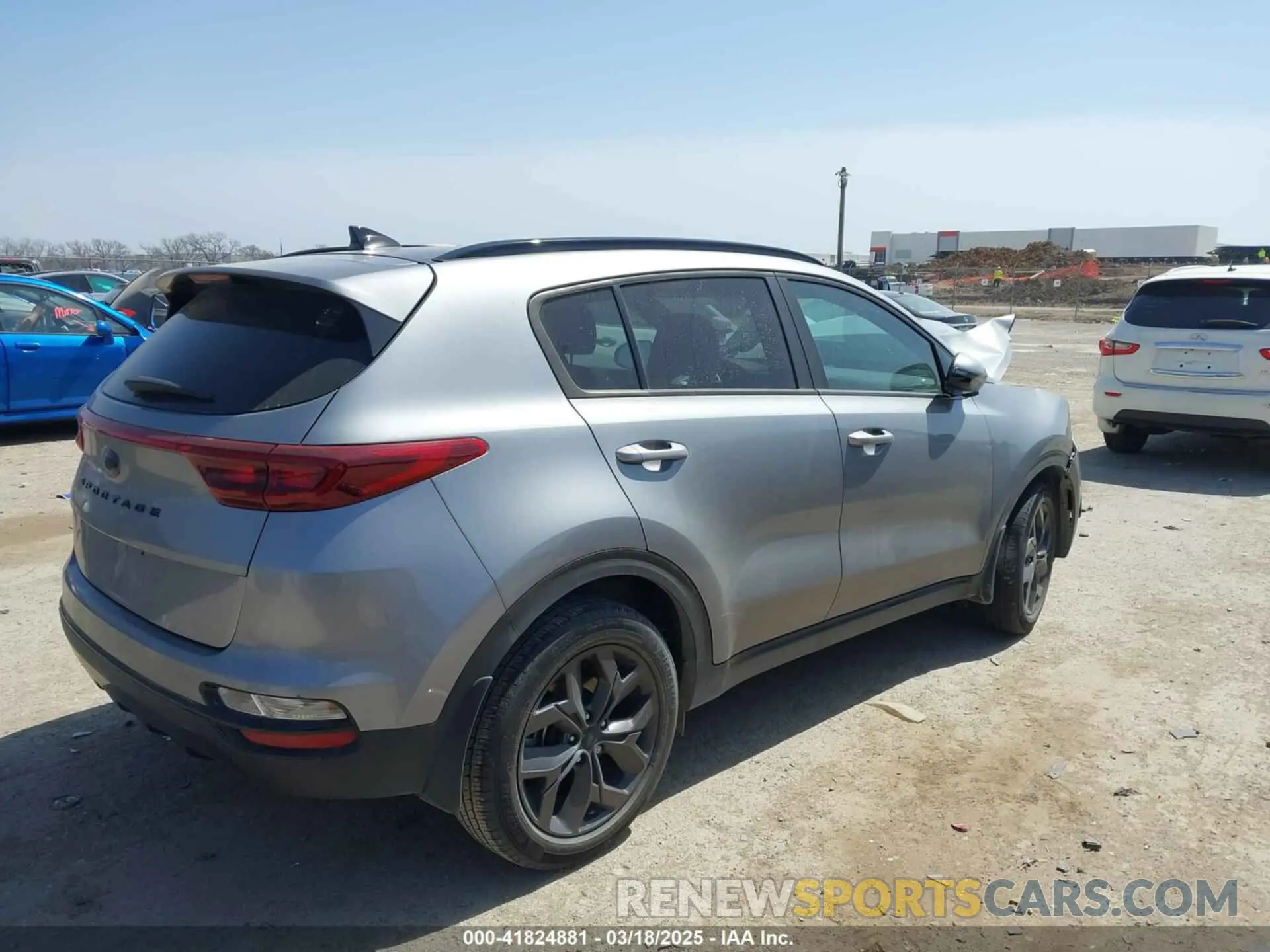 4 Photograph of a damaged car KNDP63ACXN7960139 KIA SPORTAGE 2022