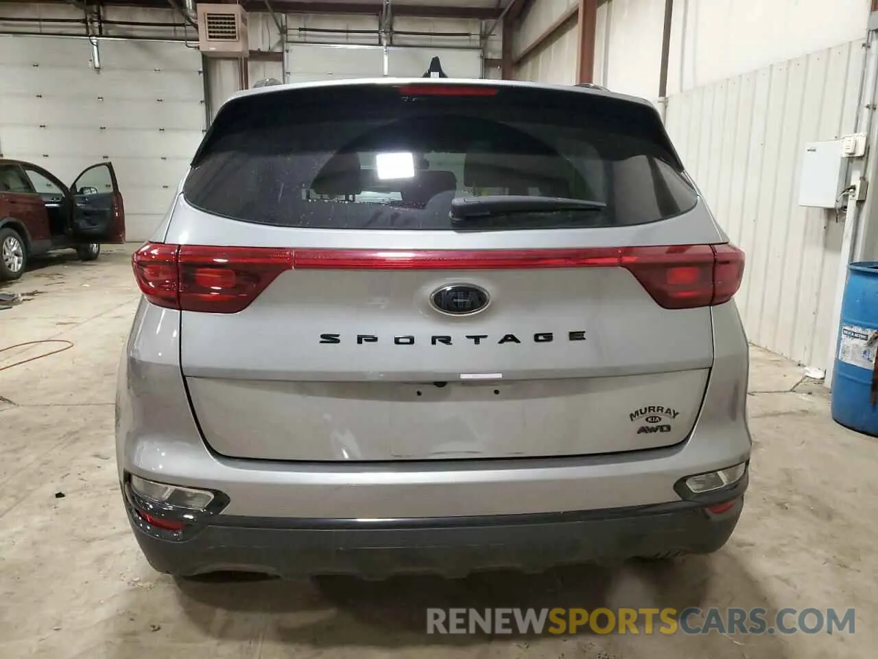 6 Photograph of a damaged car KNDP6CAC2N7018649 KIA SPORTAGE 2022