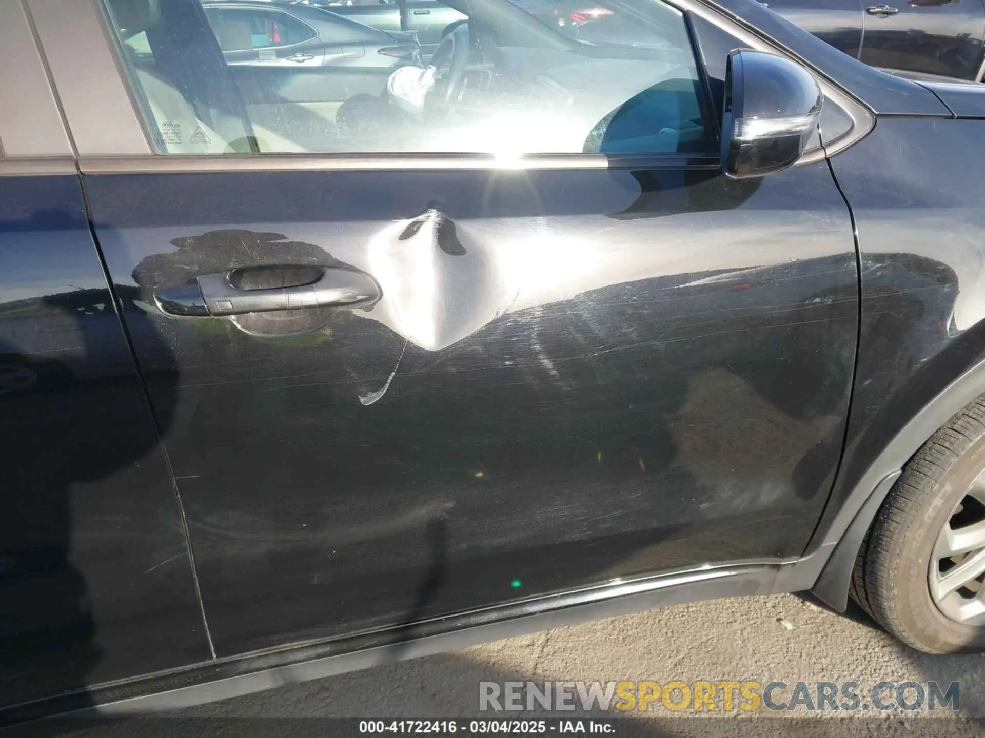 18 Photograph of a damaged car KNDP6CAC2N7026699 KIA SPORTAGE 2022