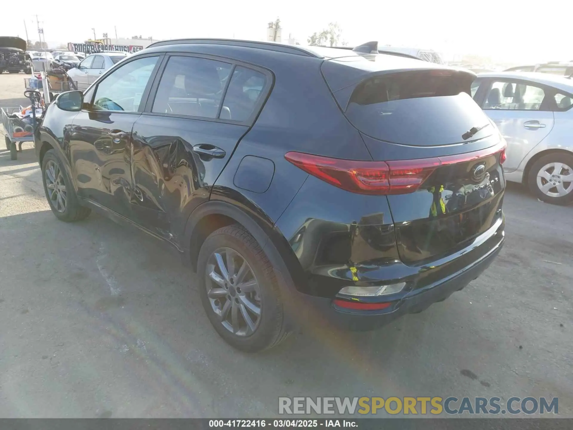 3 Photograph of a damaged car KNDP6CAC2N7026699 KIA SPORTAGE 2022