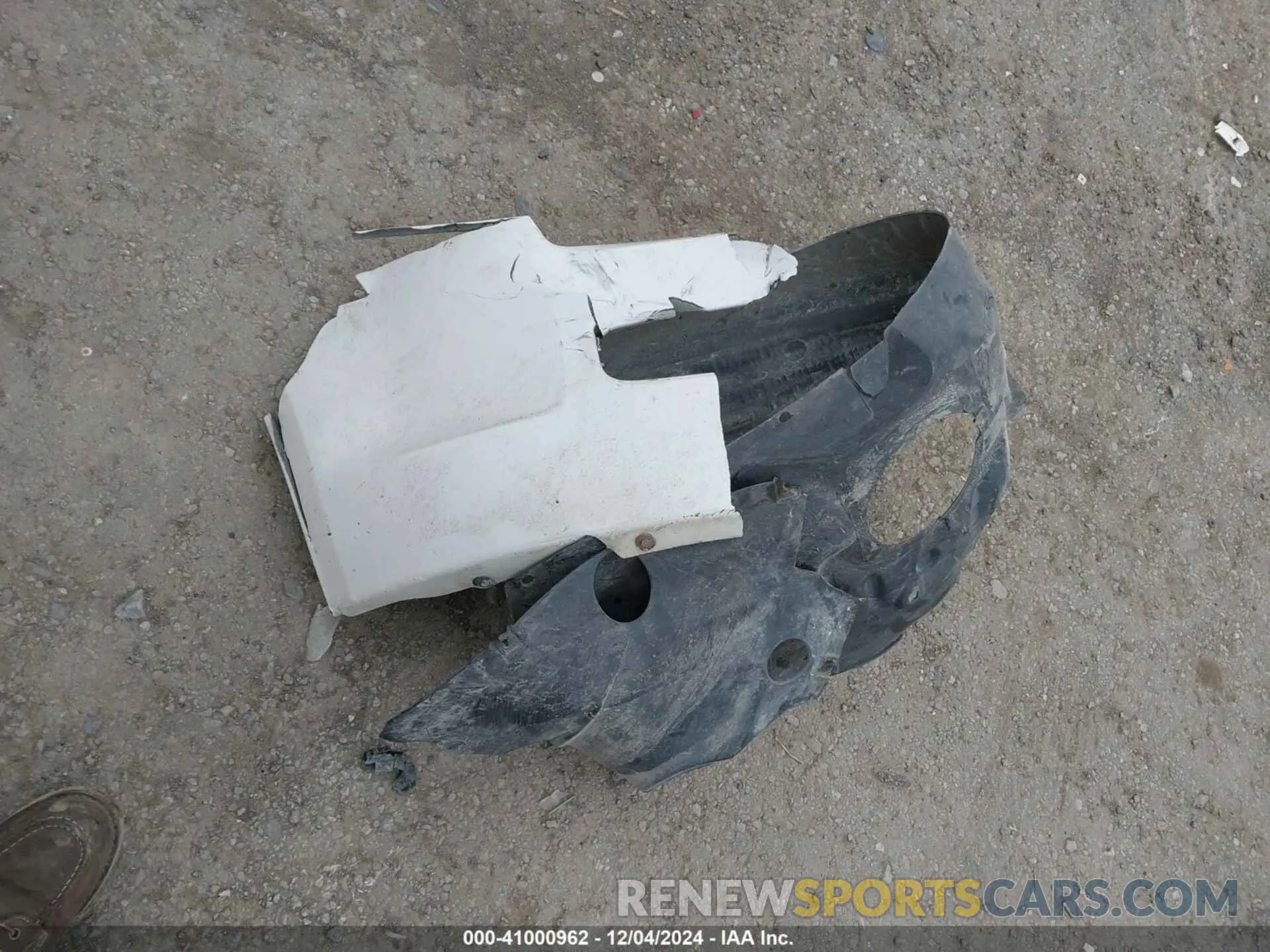 12 Photograph of a damaged car KNDP6CAC4N7016577 KIA SPORTAGE 2022