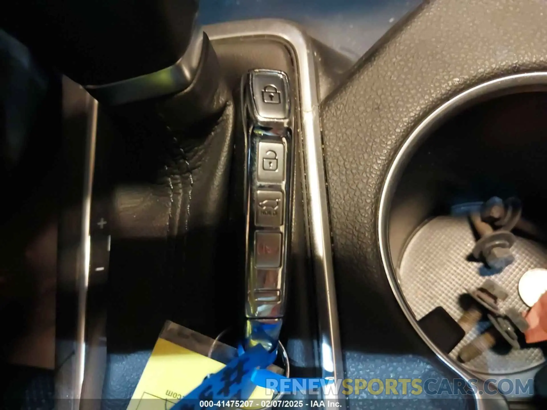 11 Photograph of a damaged car KNDP6CAC6N7997754 KIA SPORTAGE 2022