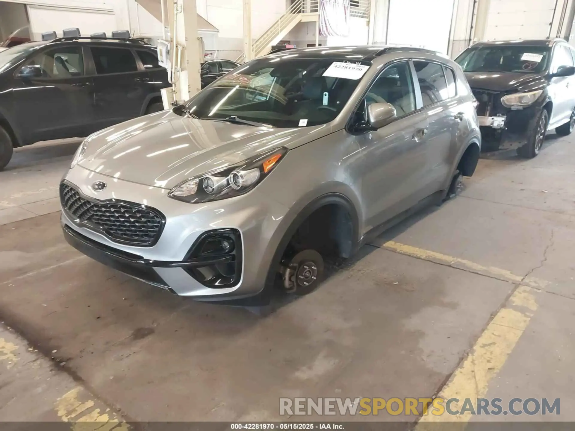 2 Photograph of a damaged car KNDP6CAC8N7017781 KIA SPORTAGE 2022