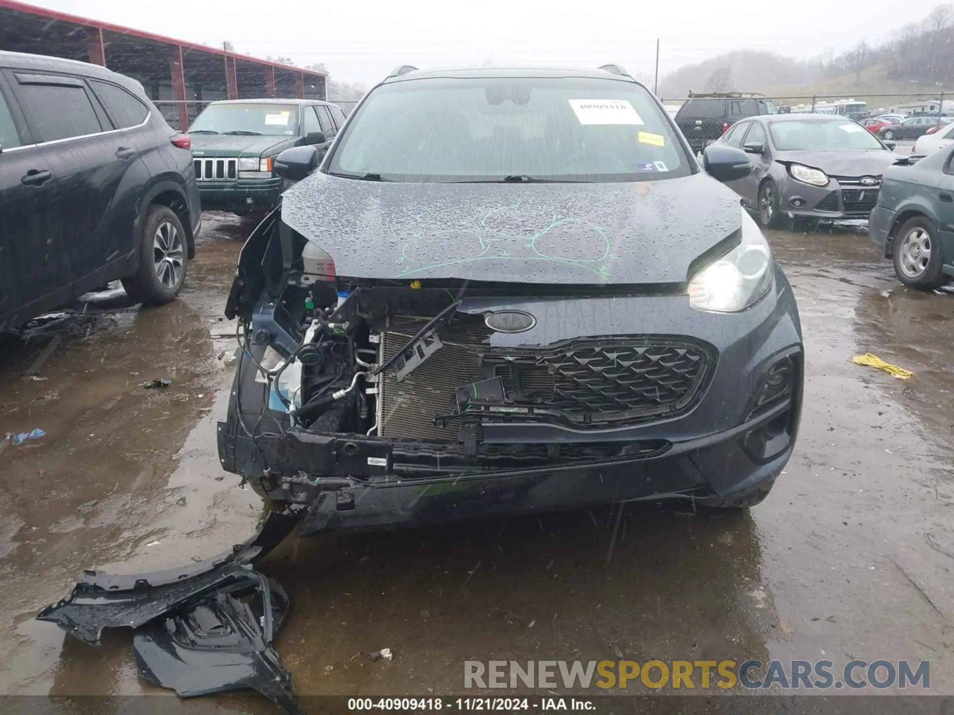 12 Photograph of a damaged car KNDP6CAC9N7024559 KIA SPORTAGE 2022