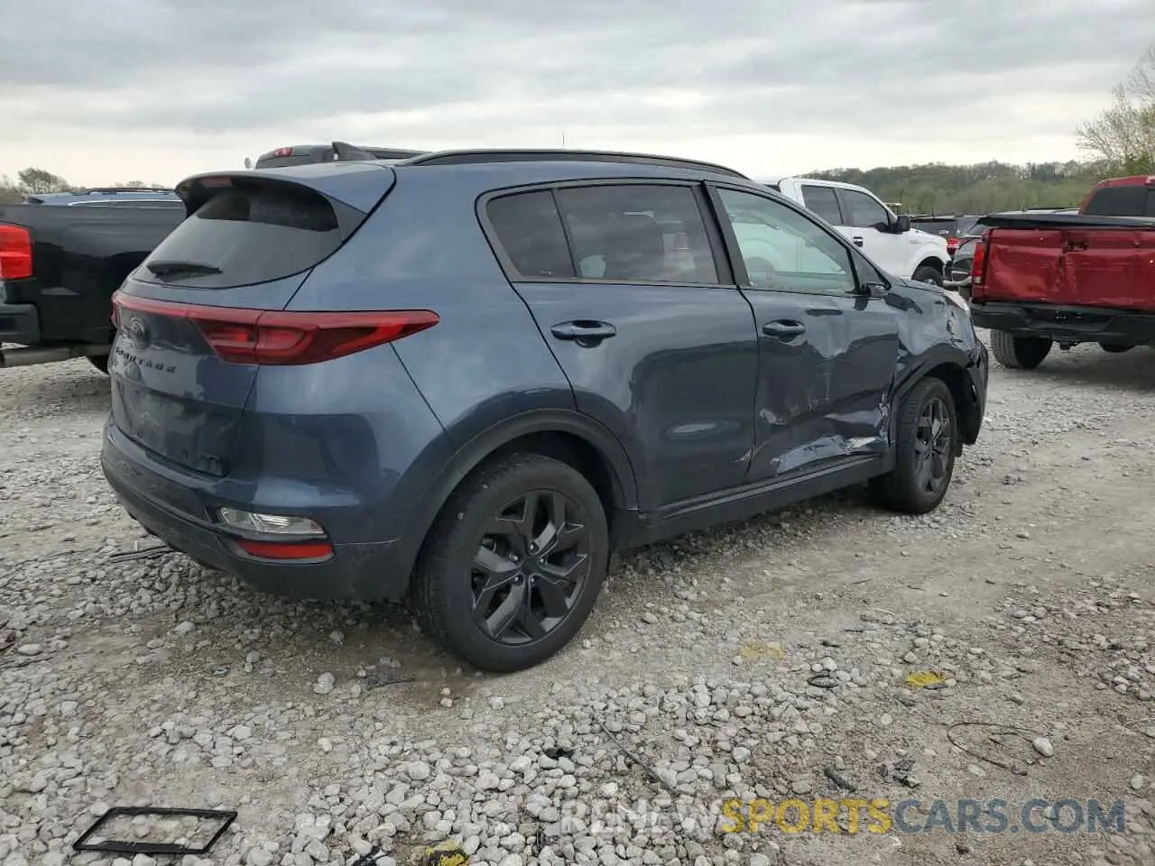 3 Photograph of a damaged car KNDP6CAC9N7997862 KIA SPORTAGE 2022