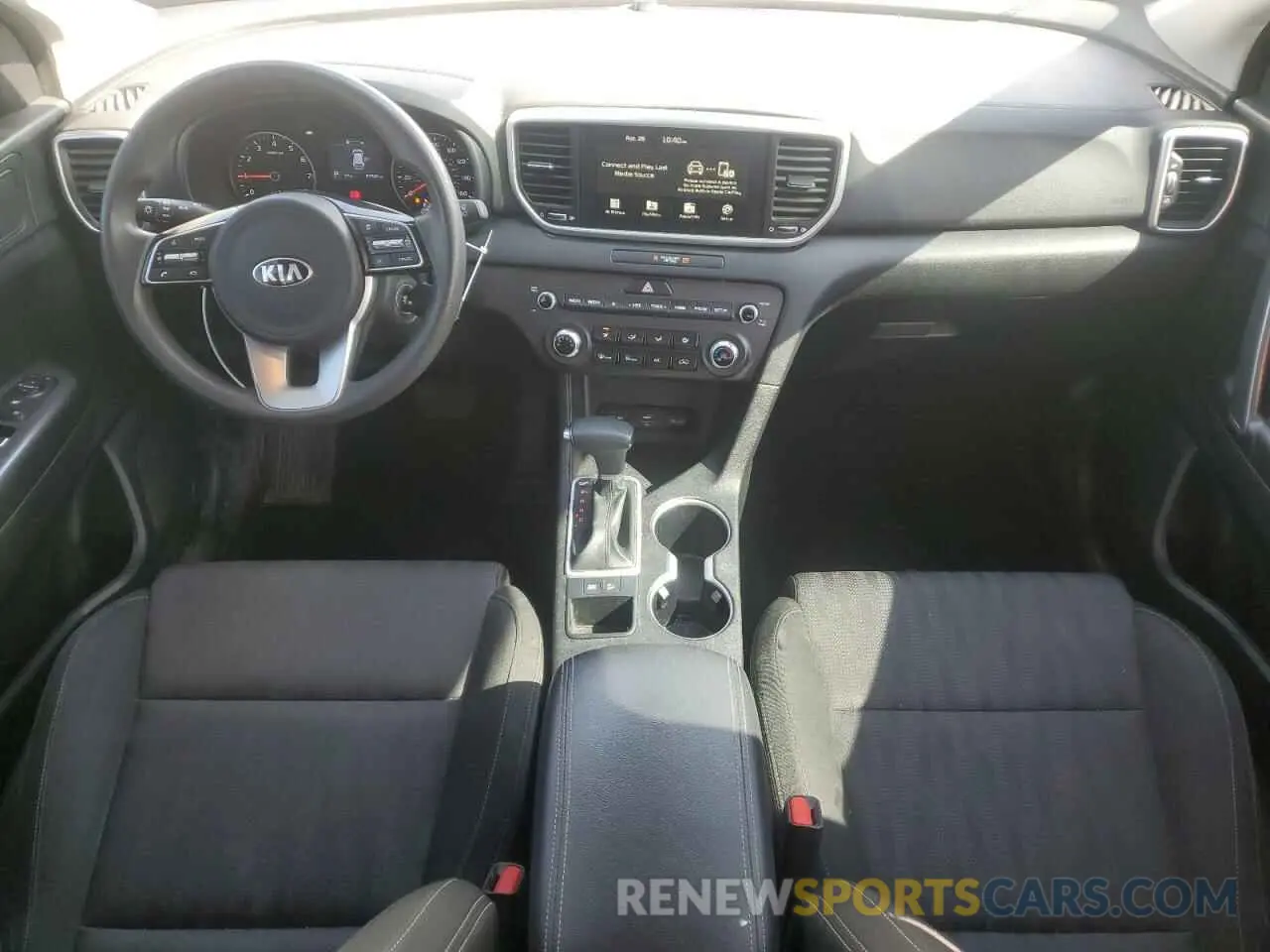 8 Photograph of a damaged car KNDPM3AC0N7013388 KIA SPORTAGE 2022