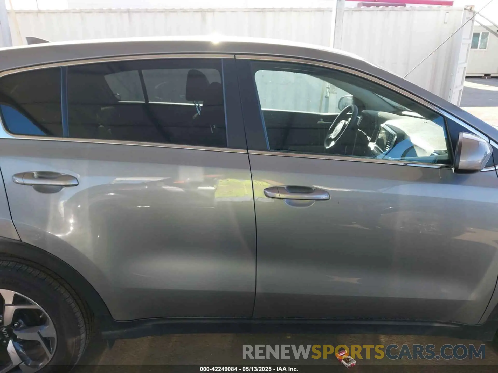 13 Photograph of a damaged car KNDPM3AC0N7015500 KIA SPORTAGE 2022