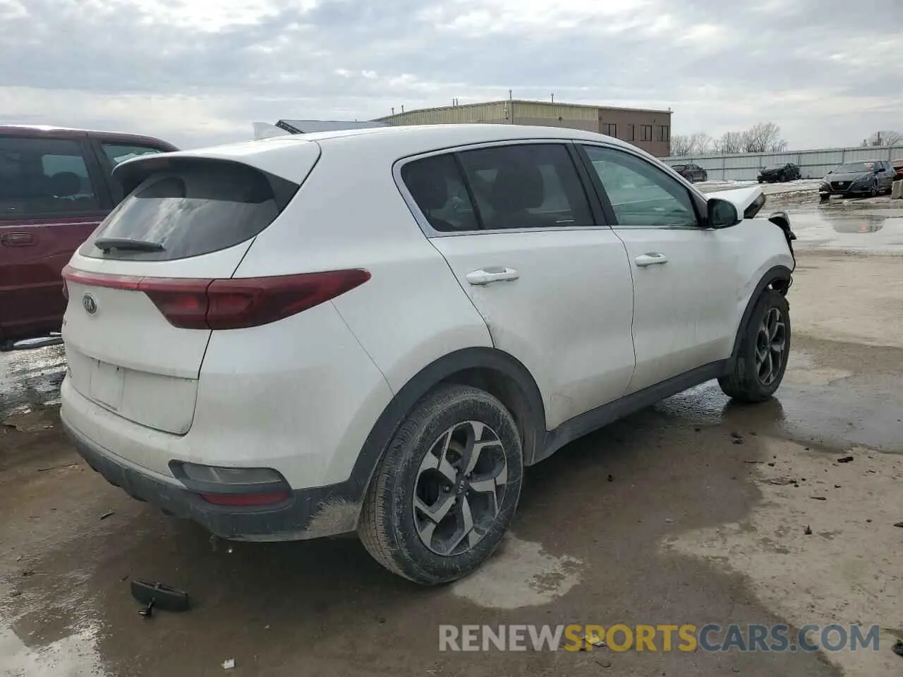 3 Photograph of a damaged car KNDPM3AC0N7988778 KIA SPORTAGE 2022