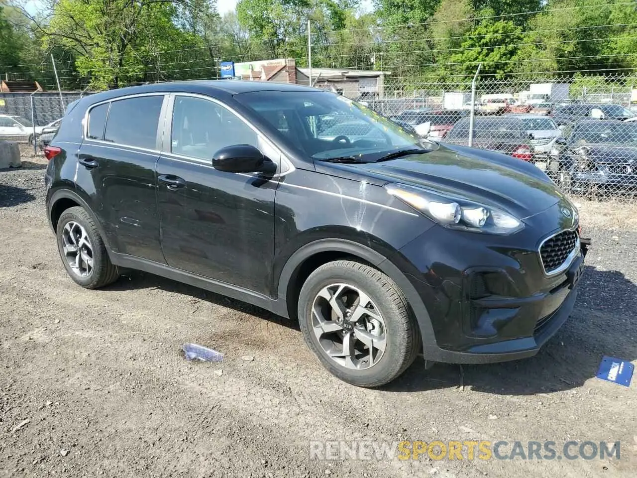 4 Photograph of a damaged car KNDPM3AC1N7016445 KIA SPORTAGE 2022