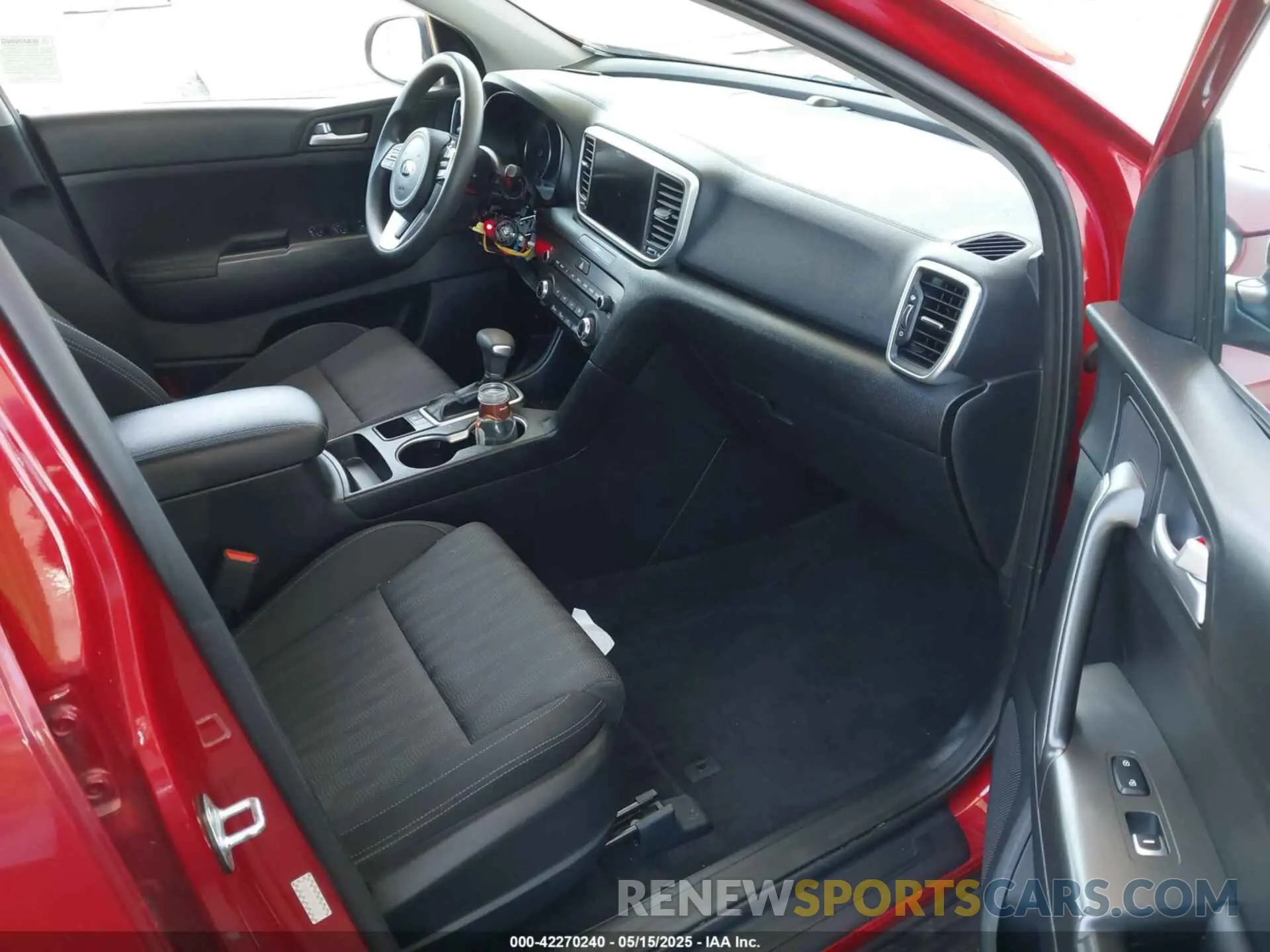 5 Photograph of a damaged car KNDPM3AC1N7952047 KIA SPORTAGE 2022