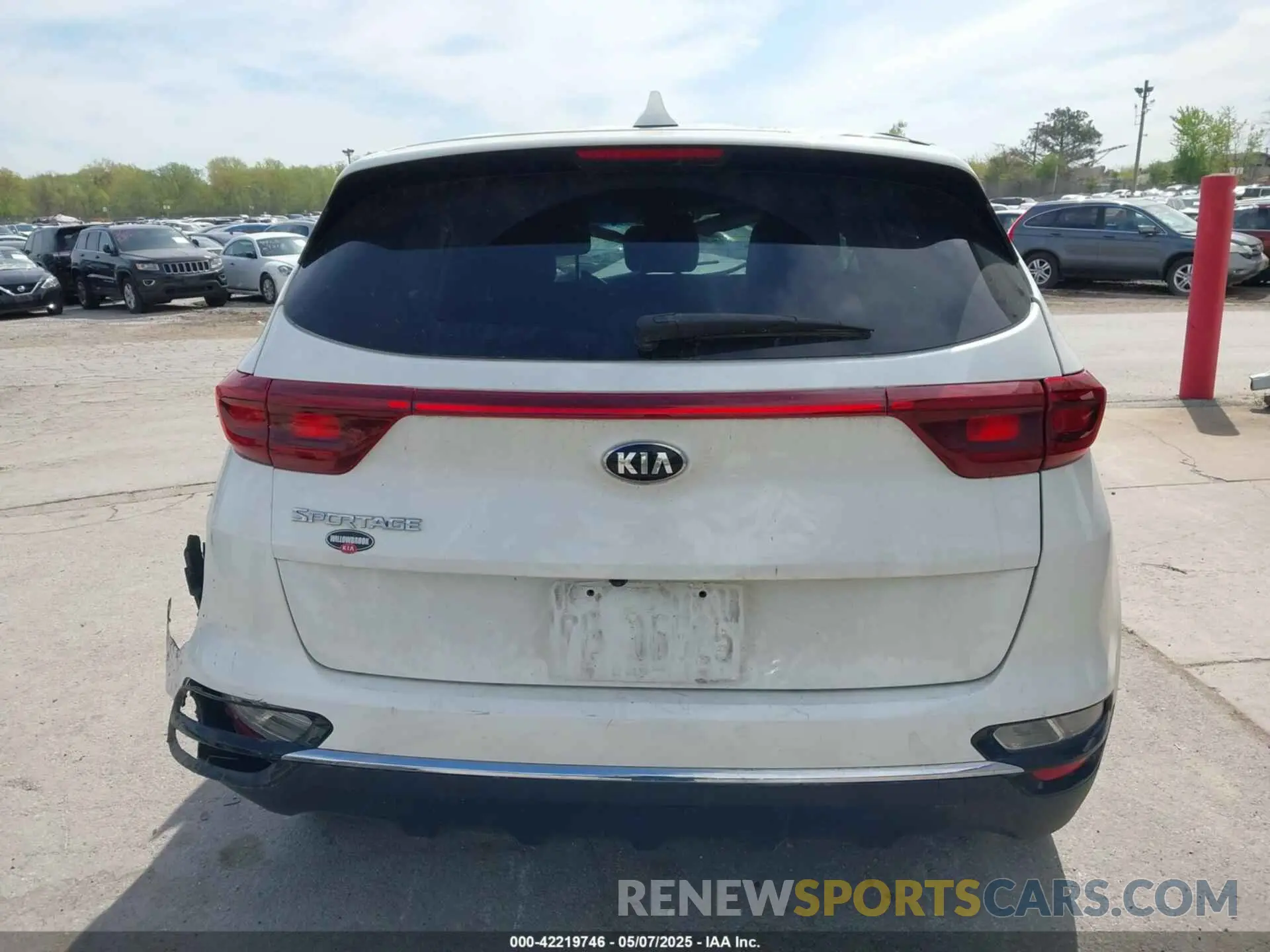 17 Photograph of a damaged car KNDPM3AC1N7954011 KIA SPORTAGE 2022