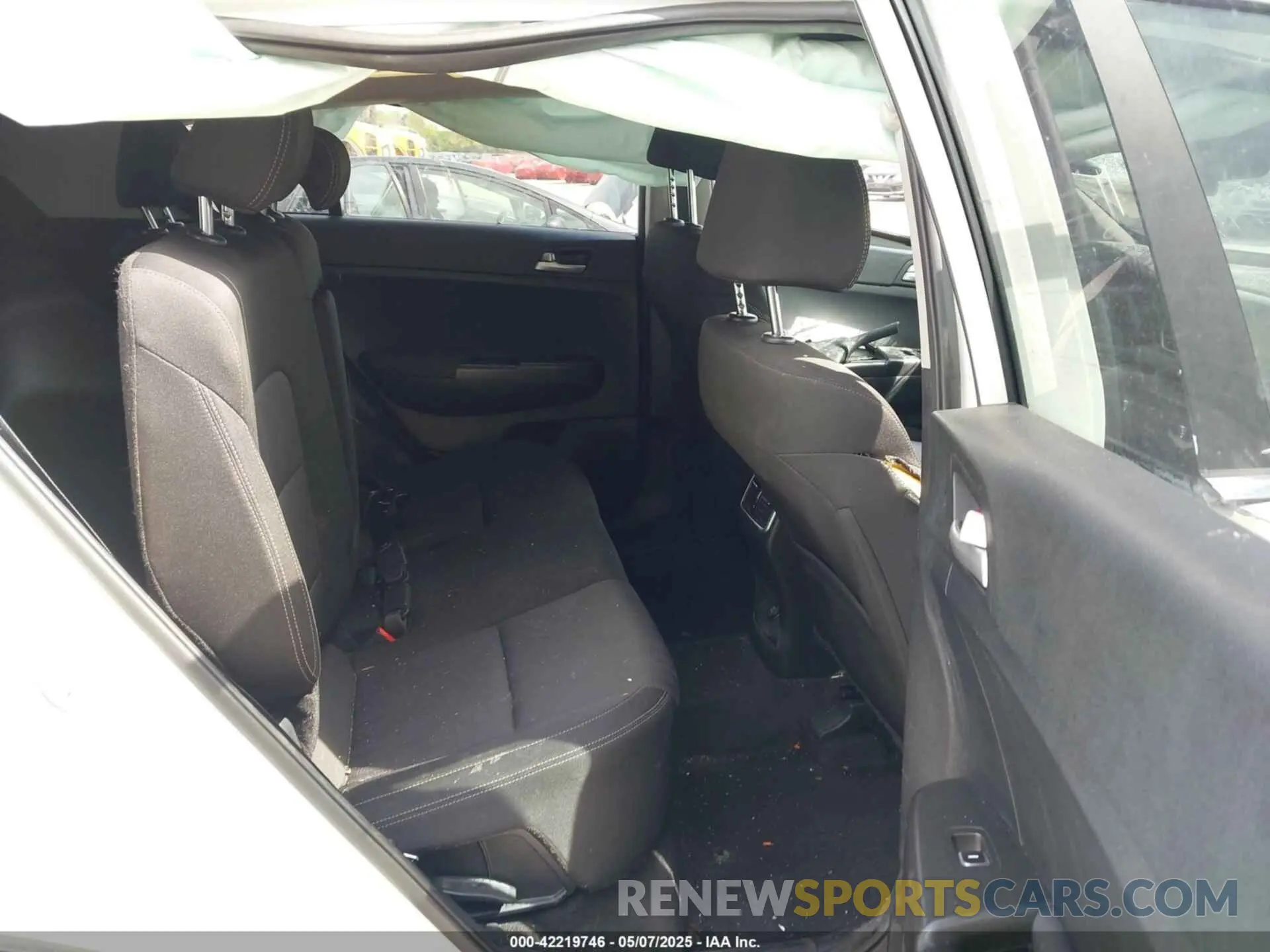 8 Photograph of a damaged car KNDPM3AC1N7954011 KIA SPORTAGE 2022