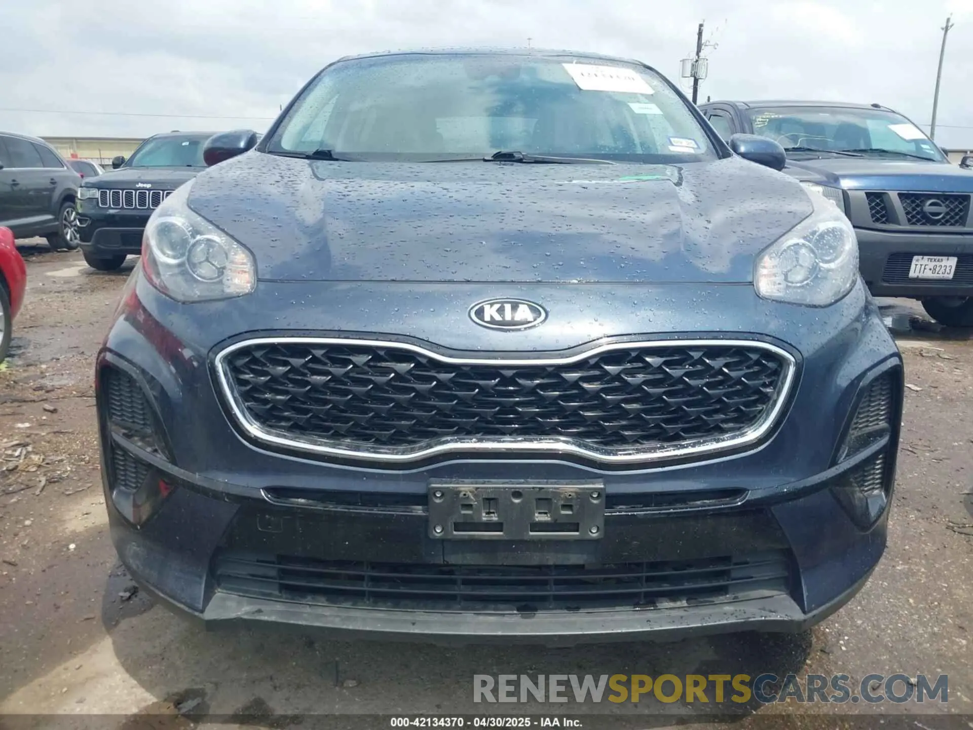 11 Photograph of a damaged car KNDPM3AC1N7968748 KIA SPORTAGE 2022