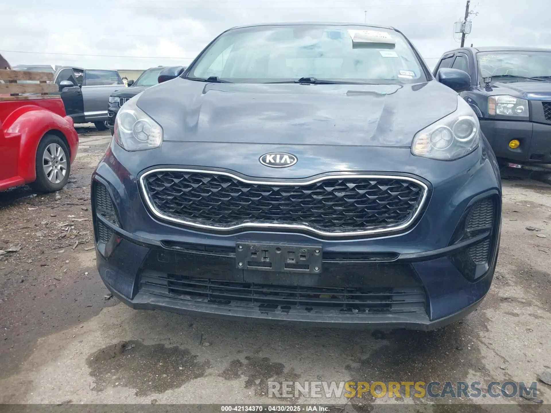 12 Photograph of a damaged car KNDPM3AC1N7968748 KIA SPORTAGE 2022